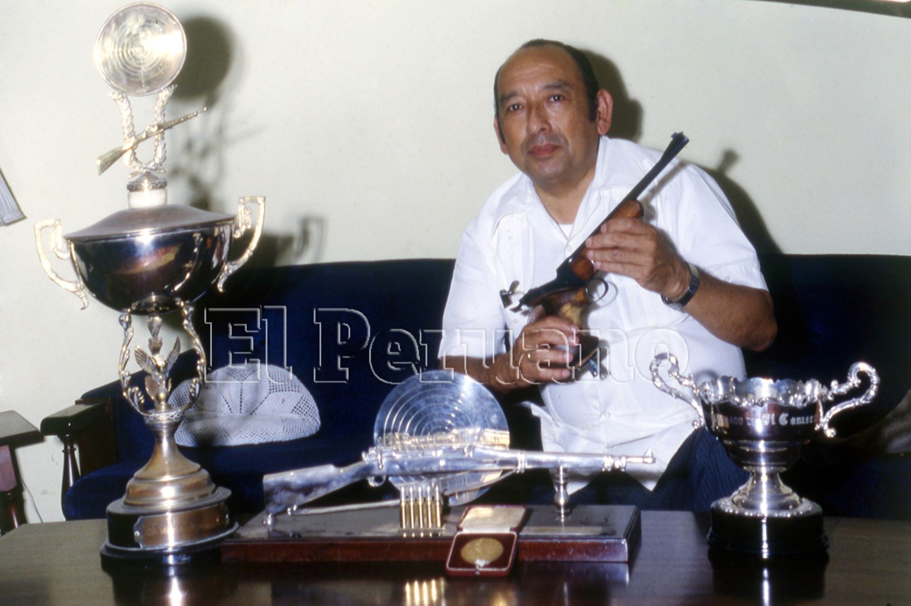 Edwin Vásquez campeón olímpico de tiro en Londres 1948 en entrevista para La Crónica (Lima - 16 febrero 1980). Foto: Archivo Histórico de EL PERUANO
