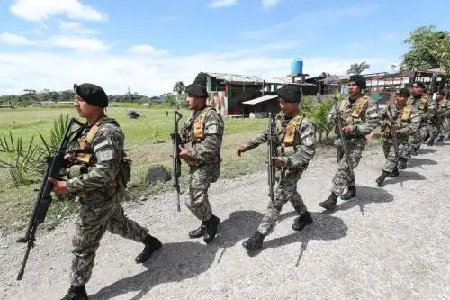 El Ejecutivo prorrogó el estado de emergencia, por el término de 30 días calendario, a partir del 27 de febrero, en parte del Corredor Vial Apurímac-Cusco-Arequipa, a fin de preservar y/o restablecer el orden interno, garantizar el libre tránsito vehicular, el normal desarrollo de las actividades ciudadanas y preservar los derechos fundamentales de los ciudadanos.ANDINA/Difusión