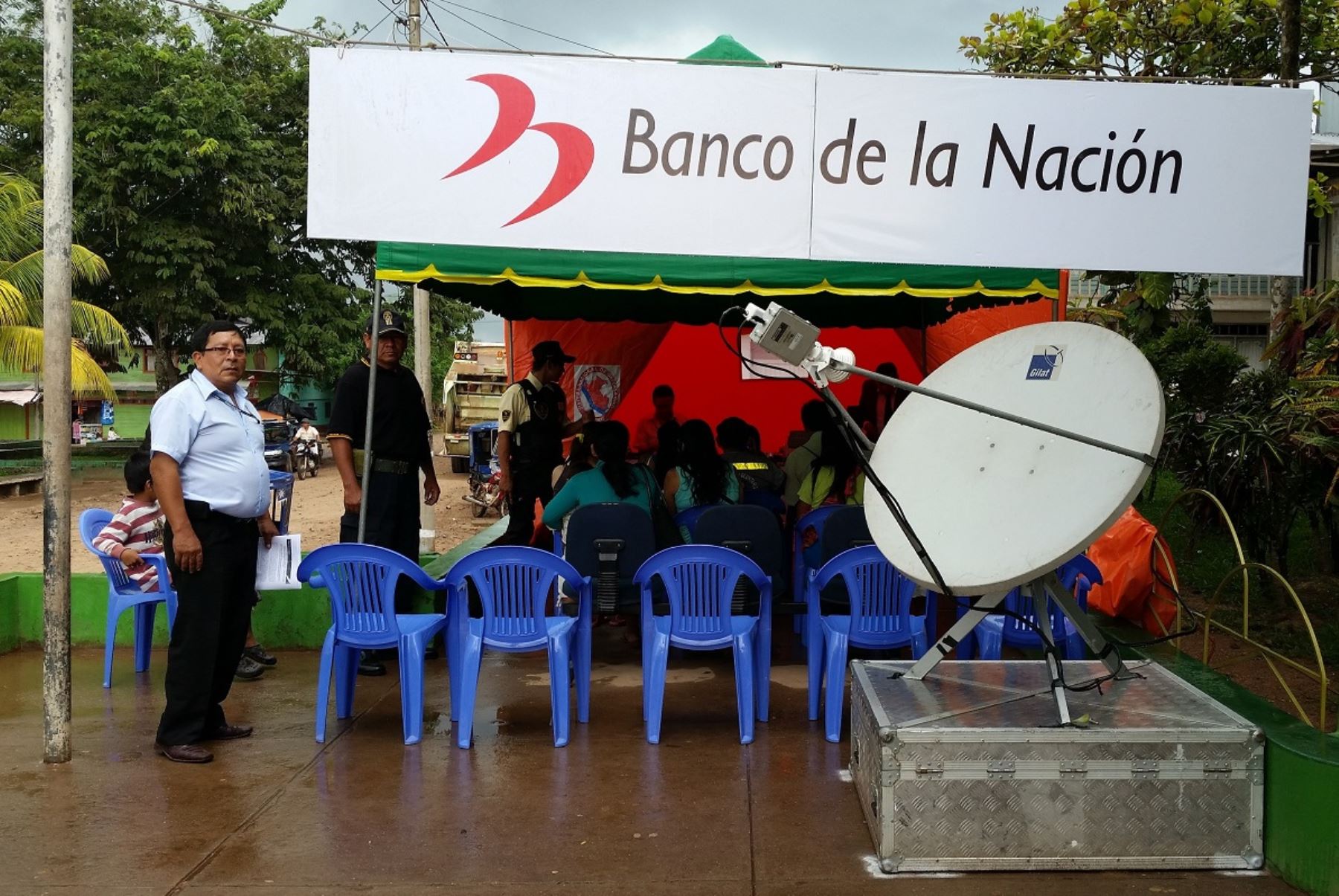 Módulo de atención móvil del Banco de la Nación: Foto: Cortesía.