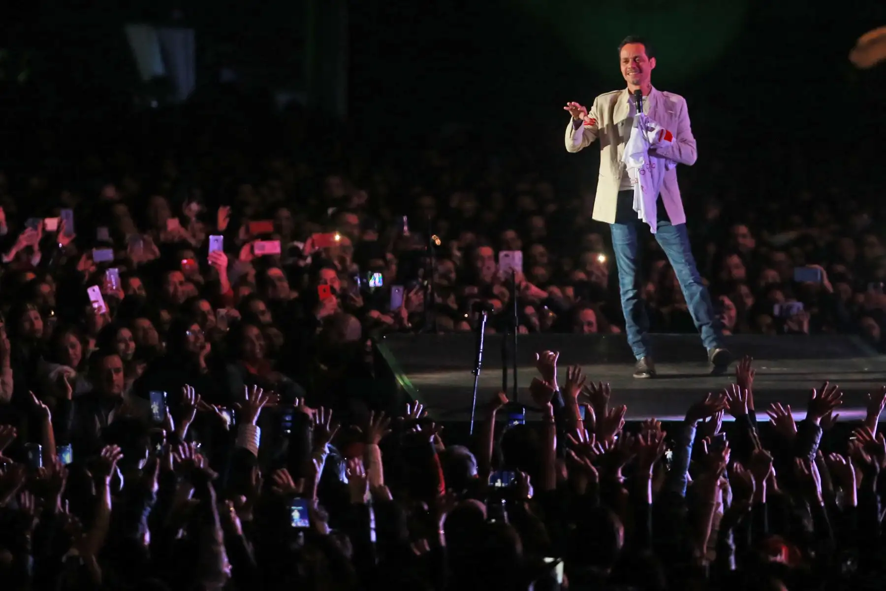 Marc Antony en  el concierto "Junto2" en el estadio Monumental.
Foto: ANDINA/Jhony Laurente