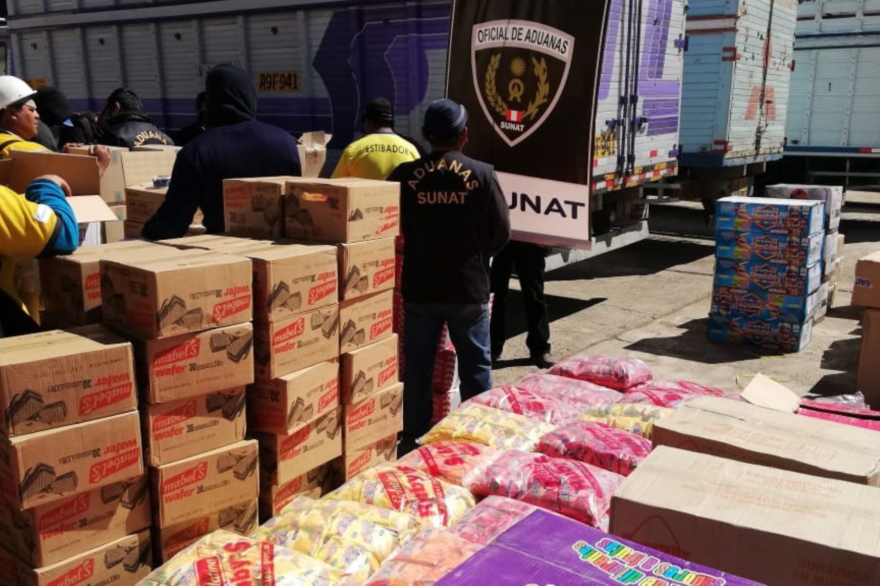 Autoridades intervienen camión en Puno con productos de contrabando valuados en S/ 500,000. ANDINA/Difusión