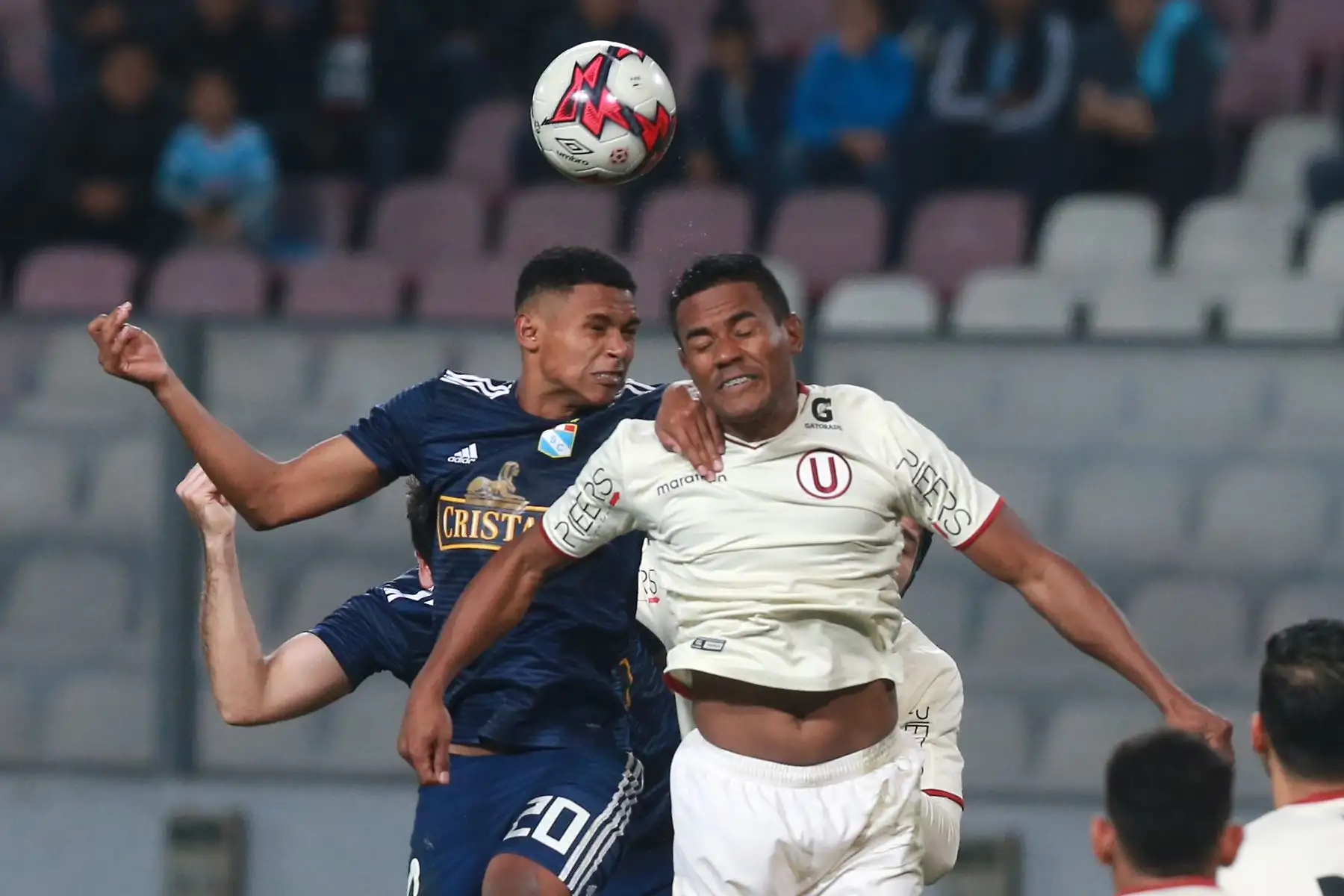 Sporting Cristal derrotó 1-0 a Universitario deporte y se consolida como líder del torneo. Foto: ANDINA/Vidal Tarqui
