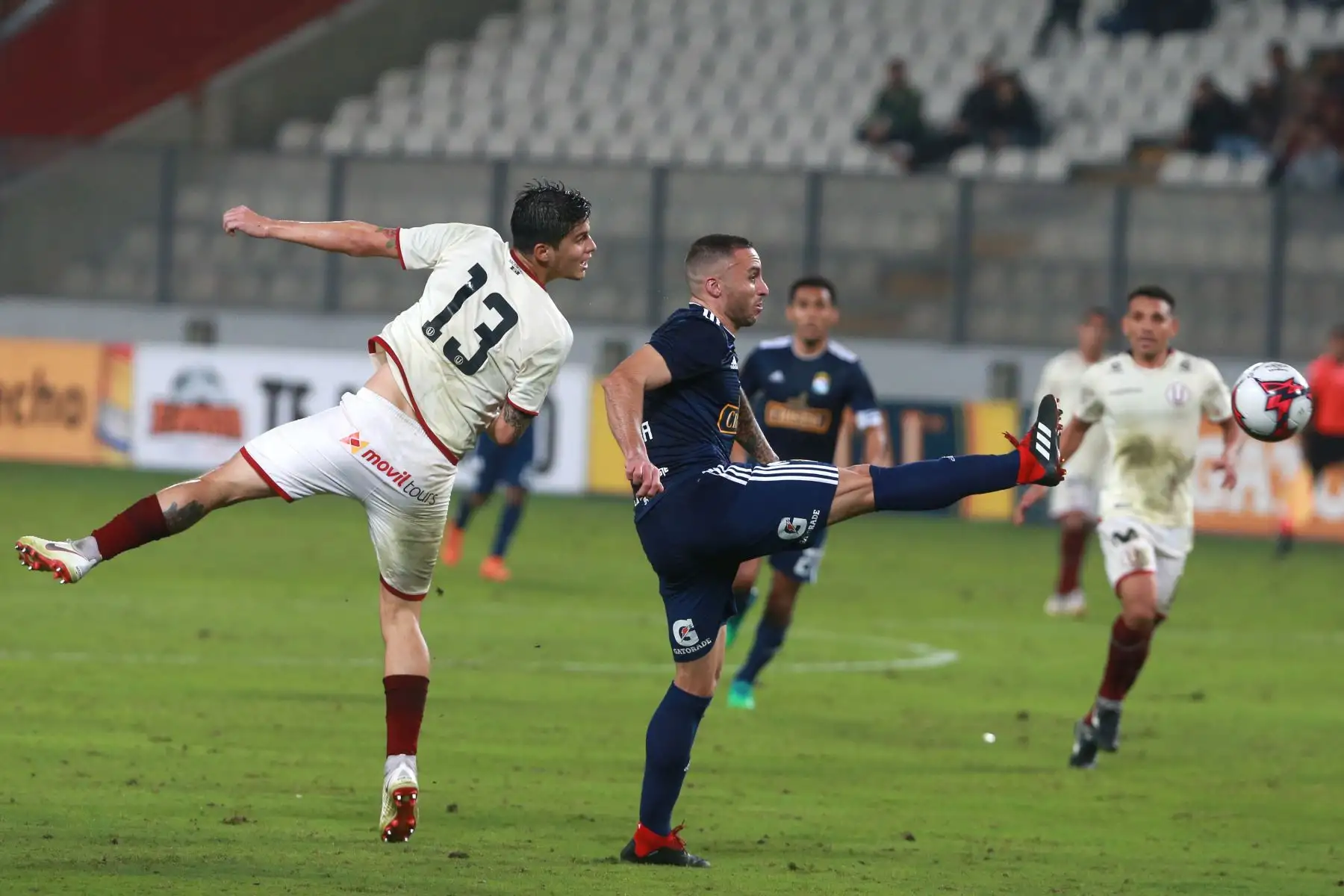 Sporting Cristal derrotó 1-0 a Universitario deporte y se consolida como líder del torneo. Foto: ANDINA/Vidal Tarqui