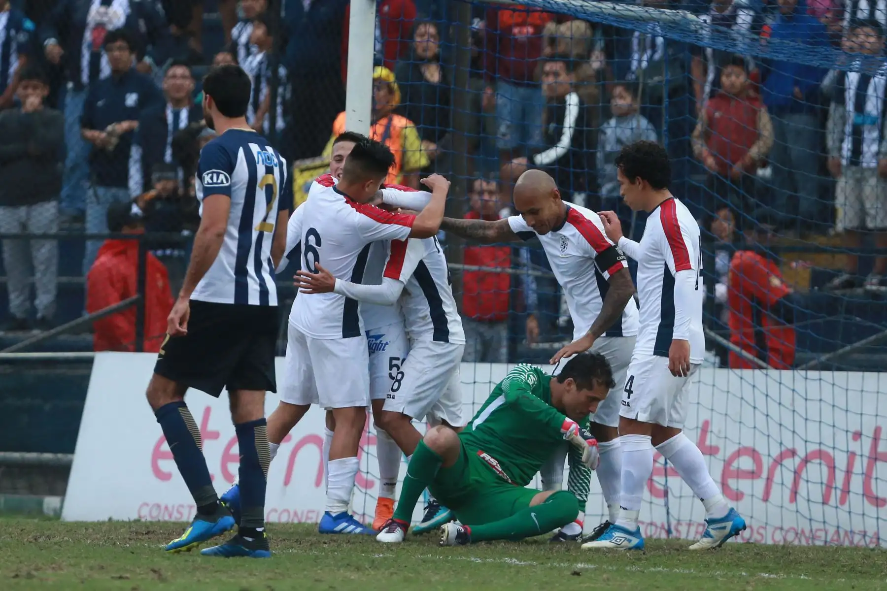 Alianza Lima derrotó 3-1 a la Universidad San Martín en el último partido de la jornada 11 del Torneo Apertura.: Foto: ANDINA/Vidal Tarqui