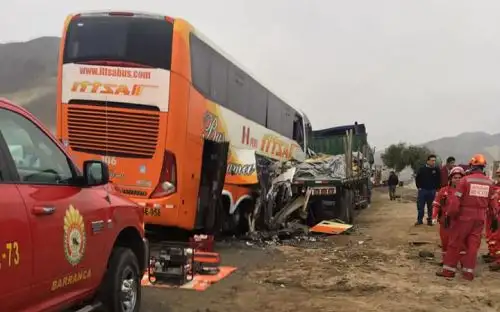 Triple choque en la Panamericana Norte deja cuatro muertos en Huarmey, Áncash. Foto: redes sociales.