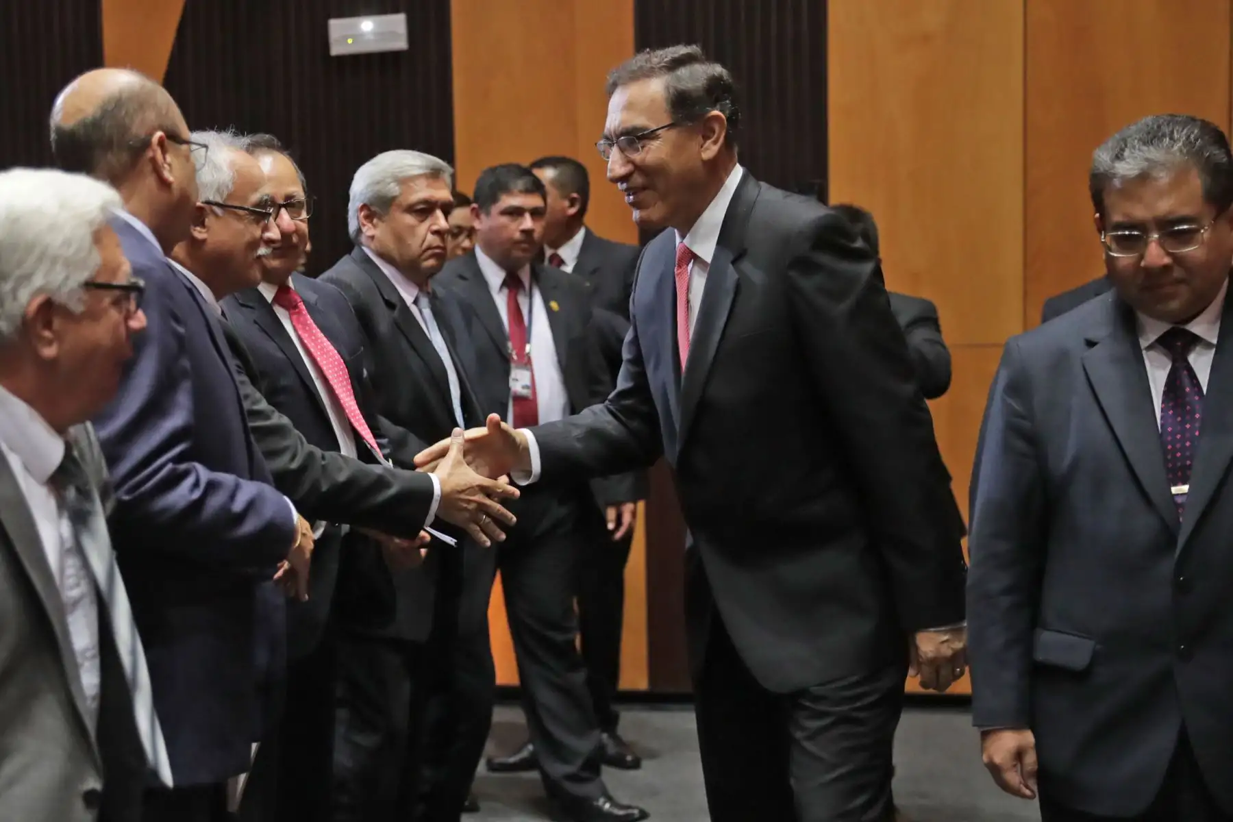 Presidente de la república,Martin Vizcarra, asiste a la presentación del programa "Postula con la tuya" de la Contraloría General de la República. Foto: ANDINA/Prensa Presidencia