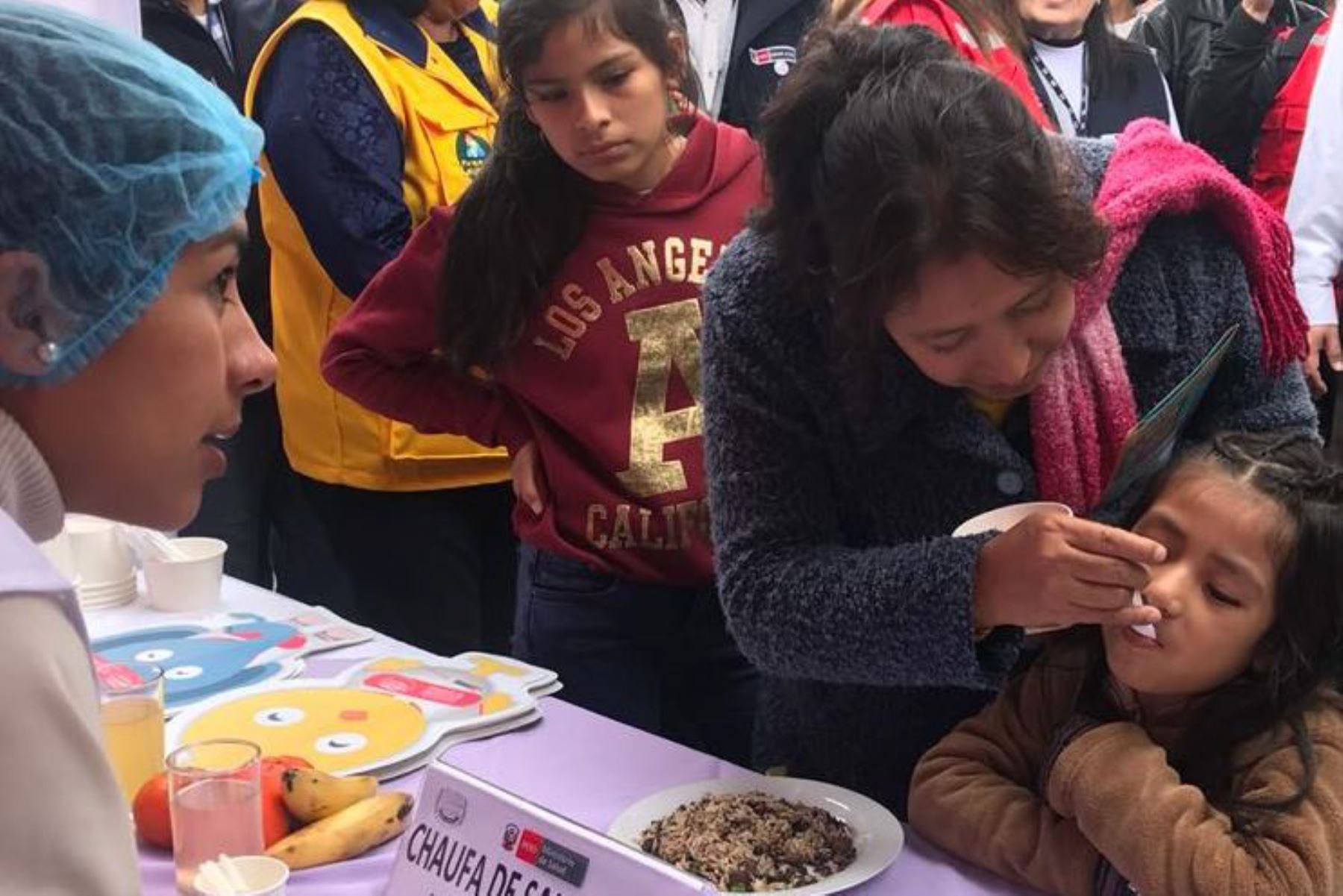 Capacitan en monitoreo de los indicadores nutricionales de niños y gestantes para prevenir la anemia.