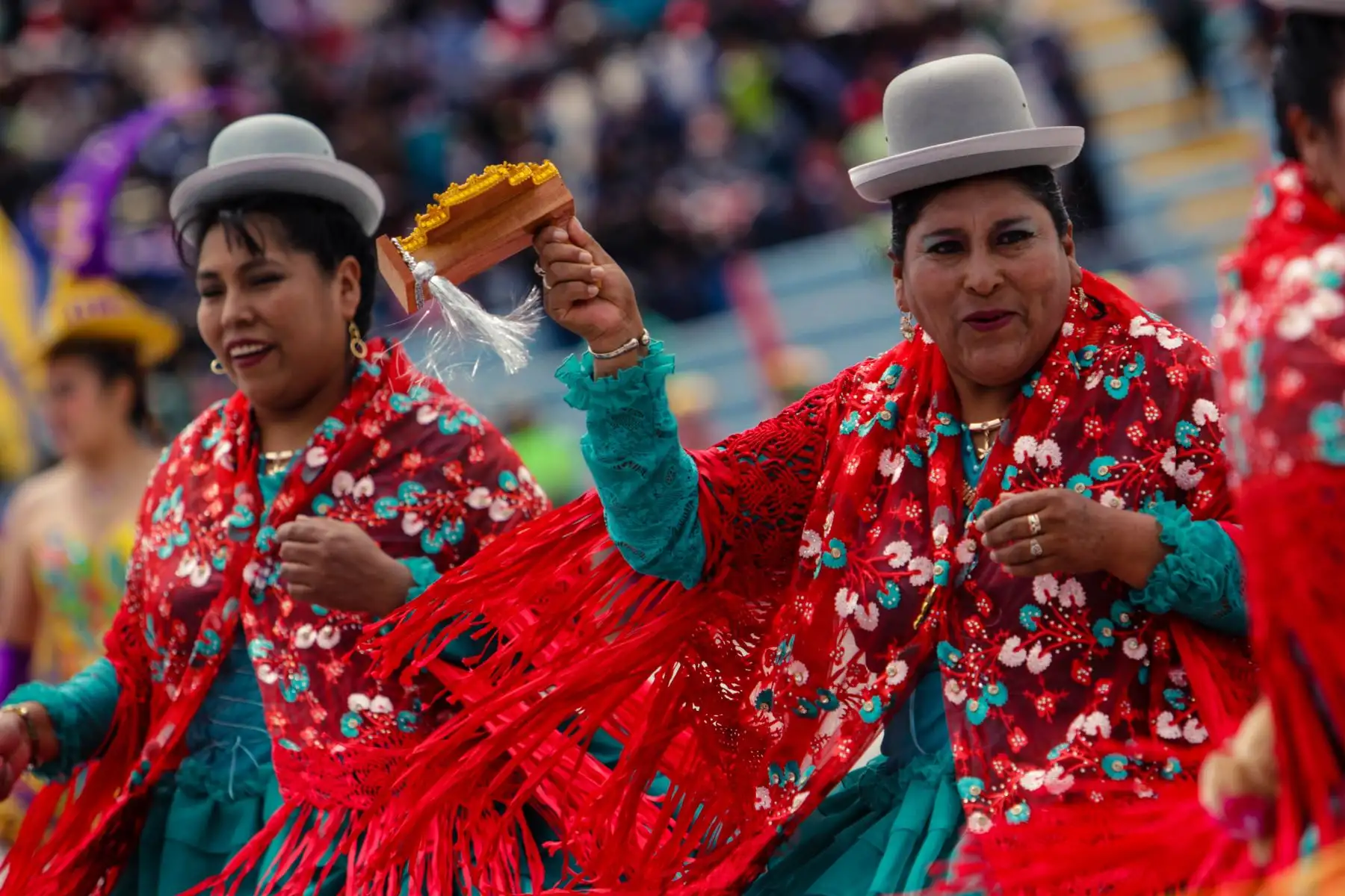 Visitar la ciudad de Puno es formar parte de una atmósfera mágica donde las leyendas, tradiciones y coloridas fiestas que le confieren, con justicia, el título de “Capital del Folclor Peruano”. Próxima a celebrar su 350 aniversario de fundación española, esta ciudad altiplánica ofrece una amplia gama de atractivos turísticos que es indispensable conocer. ANDINA/Difusión