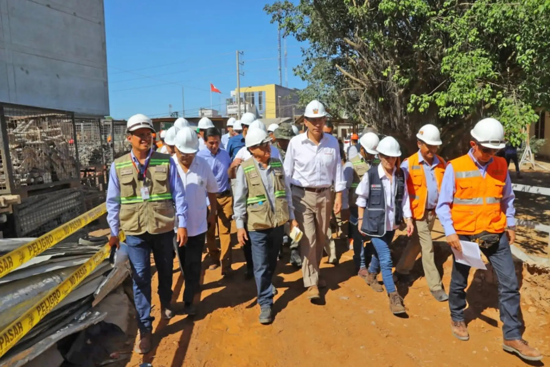 Presidente de la República, Martín Vizcarra, inspecciona obras del hospital regional de Pucallpa. Foto: ANDINA/Prensa Presidencia.