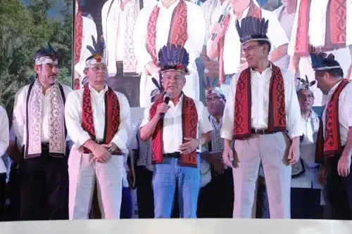 Jefe del Gabinete Ministerial, César Villanueva, junto con el Presidente de la República, Martín Vizcarra, y ministros de Estado durante inauguración de la Expo Amazónica 2018. Foto: PCM.