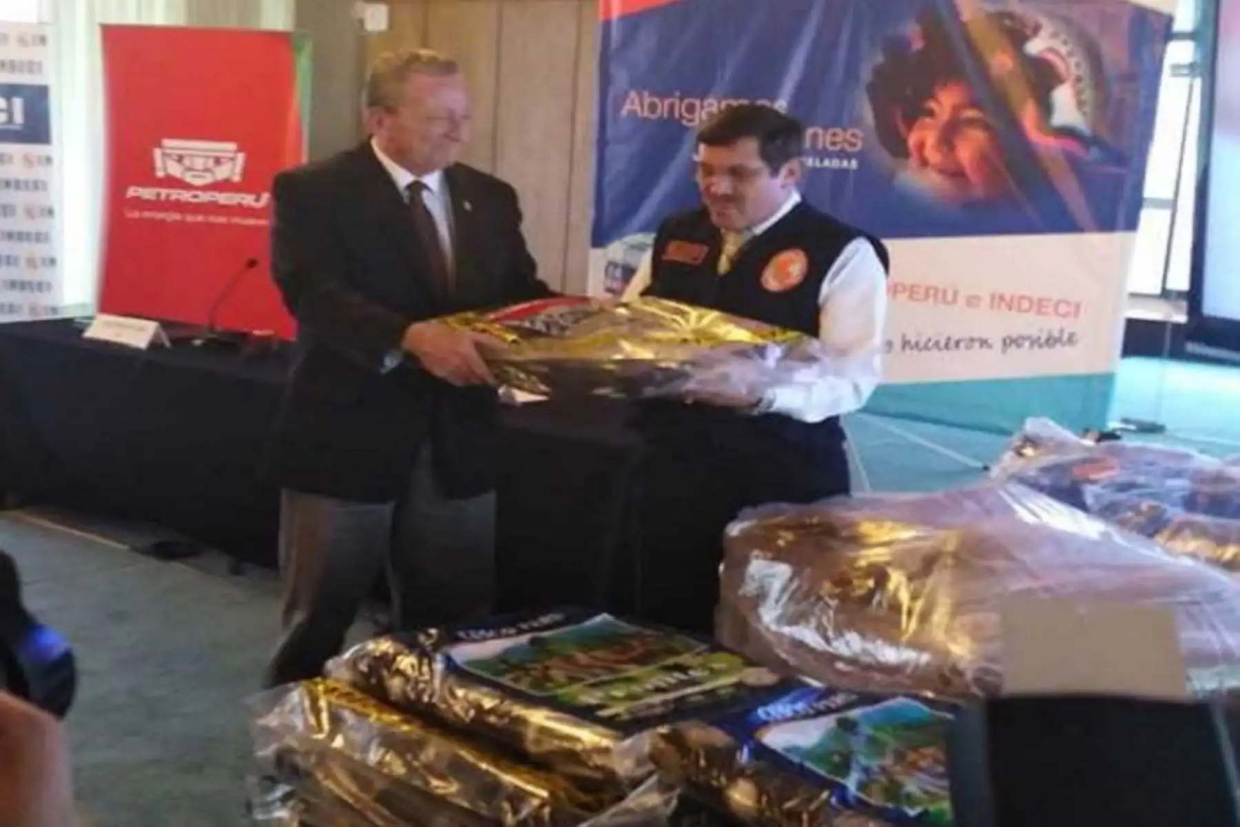 Petroperú e Indeci trabajan juntos por las poblaciones afectadas por heladas