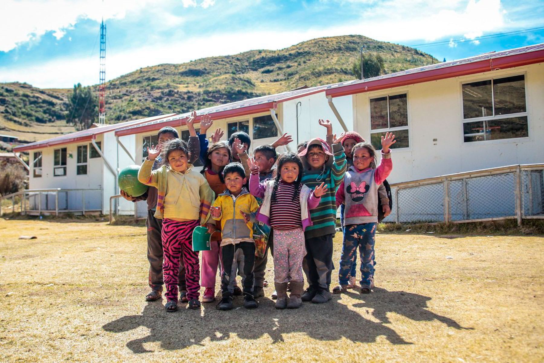La Autoridad para la Reconstrucción con Cambios financiará la compra de ocho modernos módulos escolares temporales para siete colegios rurales de la región Cajamarca, dañados por el fenómeno de El Niño Costero.