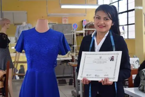 Más de 500 personas se titularon en centros de Educación Técnico Productivas. Foto: ANDINA/Difusión.