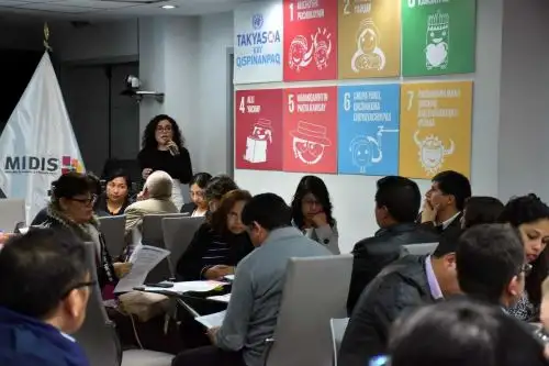 El Ministerio de Desarrollo e Inclusión Social (Midis) a través del Programa de Complementación Alimentaria (PCA) acogió las recomendaciones de las madres socias de los comedores populares del país, en el marco de la propuesta de reglamento de la ley que los promueve como unidades de emprendimiento.