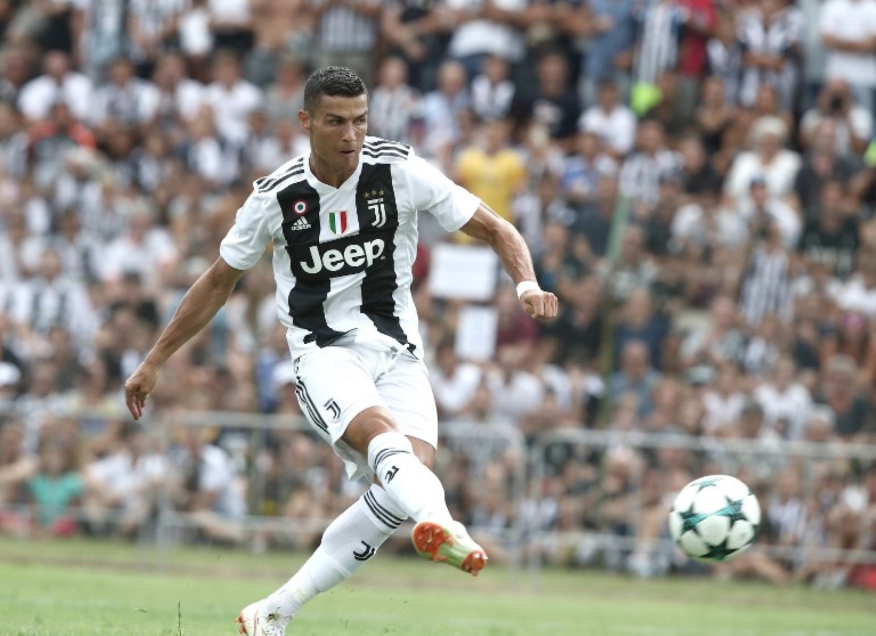 Ronaldo ya suma goles con la Juventus