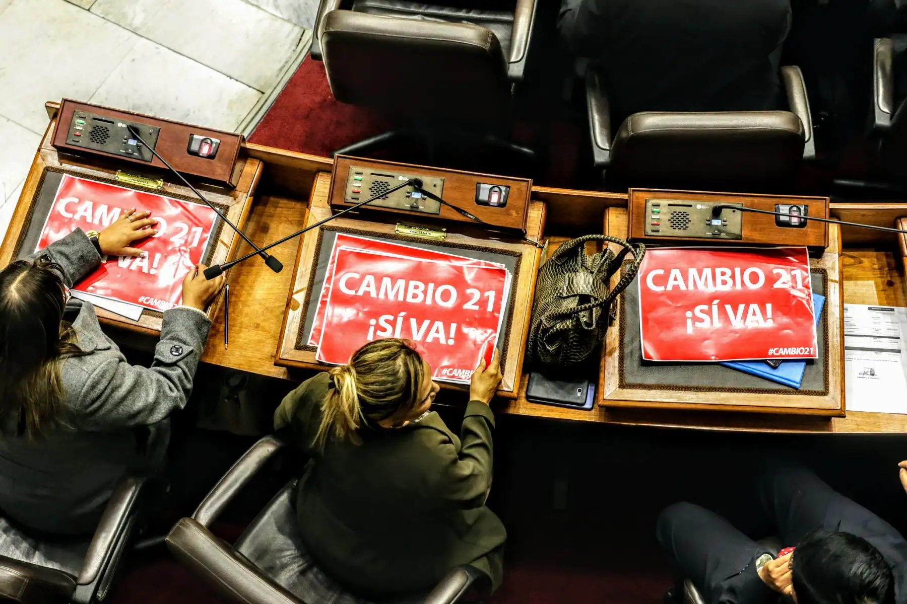 El pleno del Congreso, en sesión ordinaria, aprobó con 93 votos a favor, el cuadro de comisiones para el periodo 2018-2019. Foto: ANDINA/Luis Iparraguirre