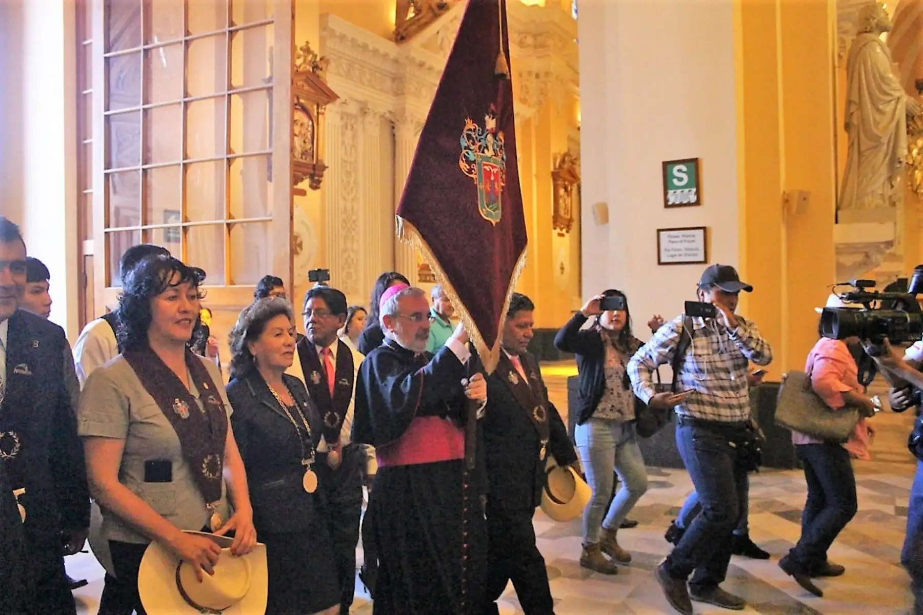 Paseo del Estandarte encabeza hoy festejos en Arequipa por su 478 aniversario. ANDINA