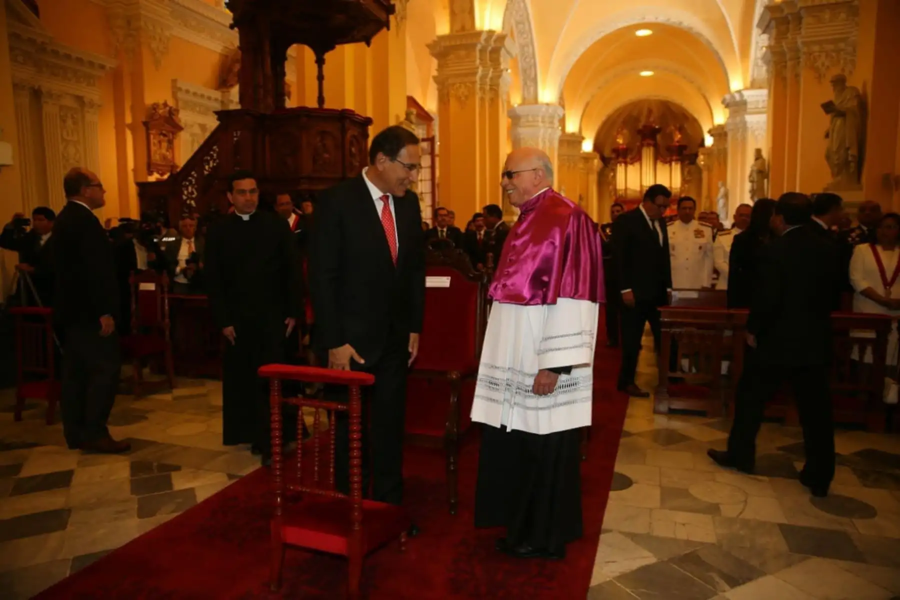 Presidente de la República, Martín Vizcarra, participó 
 en la Misa y Te Deum  por los 478 aniversario de la fundación española de Arequipa. Foto: ANDINA/Prensa Presidencia