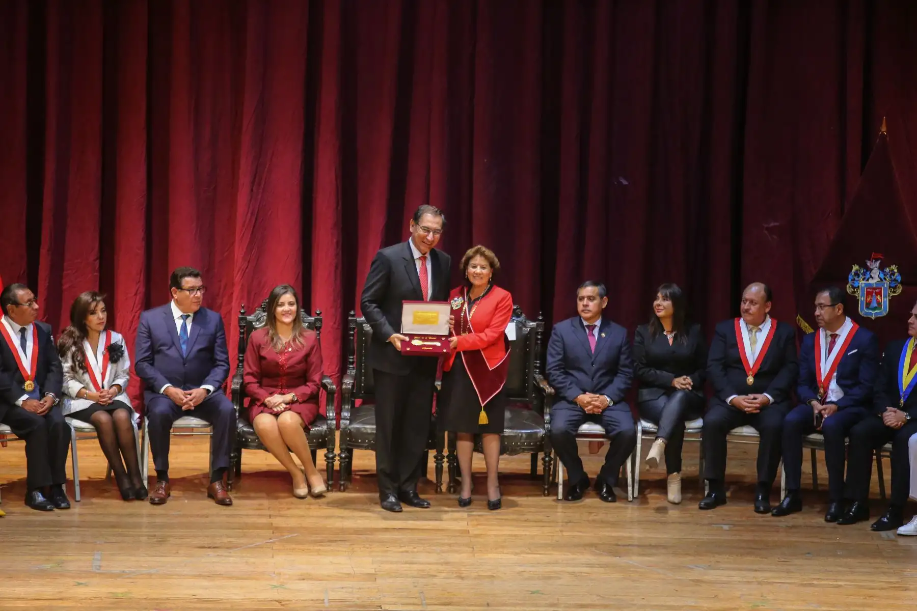 Presidente de la República, Martin Vizcarra, participó en sesión solemne por los 478 aniversario de Arequipa. Foto: ANDINA/Prensa Presidencia