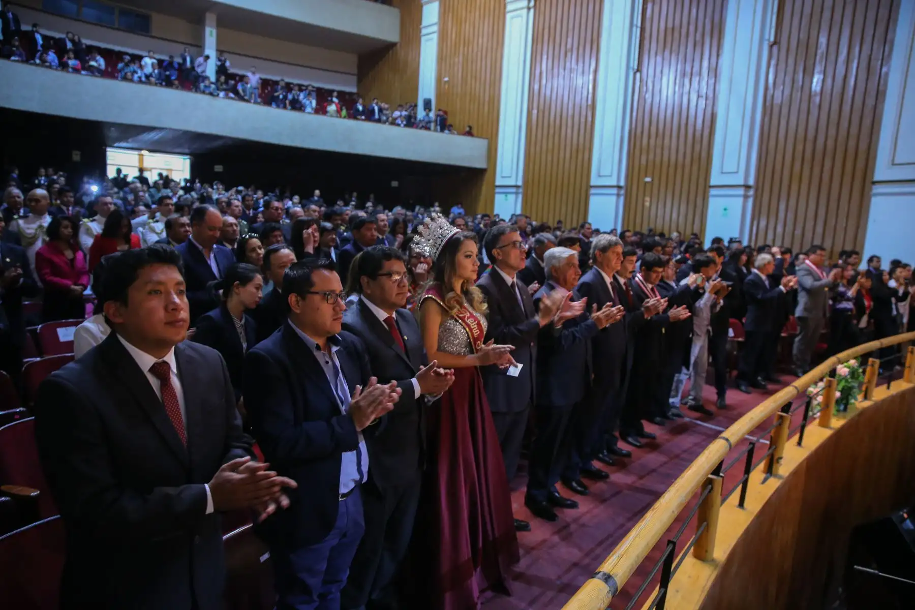 Presidente de la República, Martin Vizcarra, participó en sesión solemne por los 478 aniversario de Arequipa. Foto: ANDINA/Prensa Presidencia