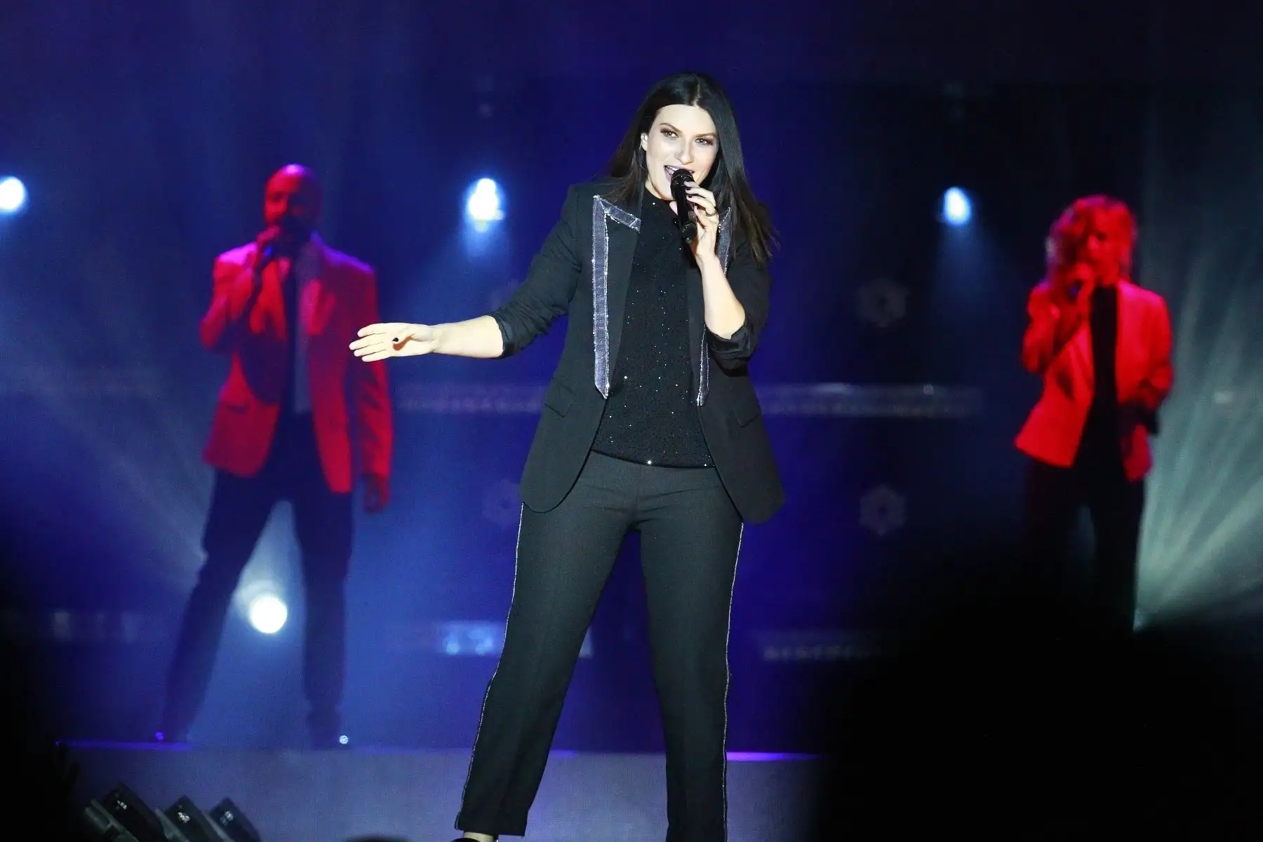 Miles de aficionados disfrutan del concierto de Laura Pausini. Foto: ANDINA/Eddy Ramos