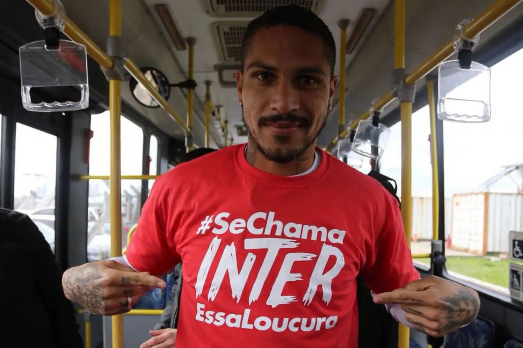 Paolo Guerrero en Internacional: así fue su primer contacto con la hinchada de Porto Alegre. Foto: ANDINA/Sport Club Internacional