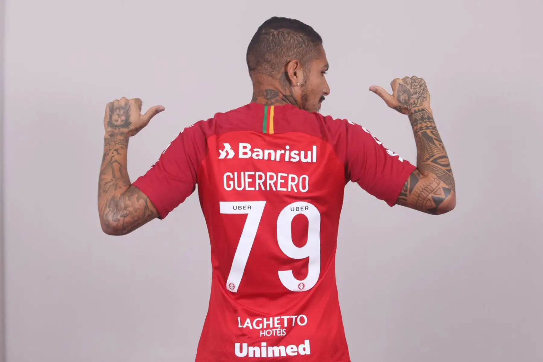 Paolo Guerrero en Internacional: así fue su primer contacto con la hinchada de Porto Alegre. Foto: ANDINA/Sport Club Internacional
