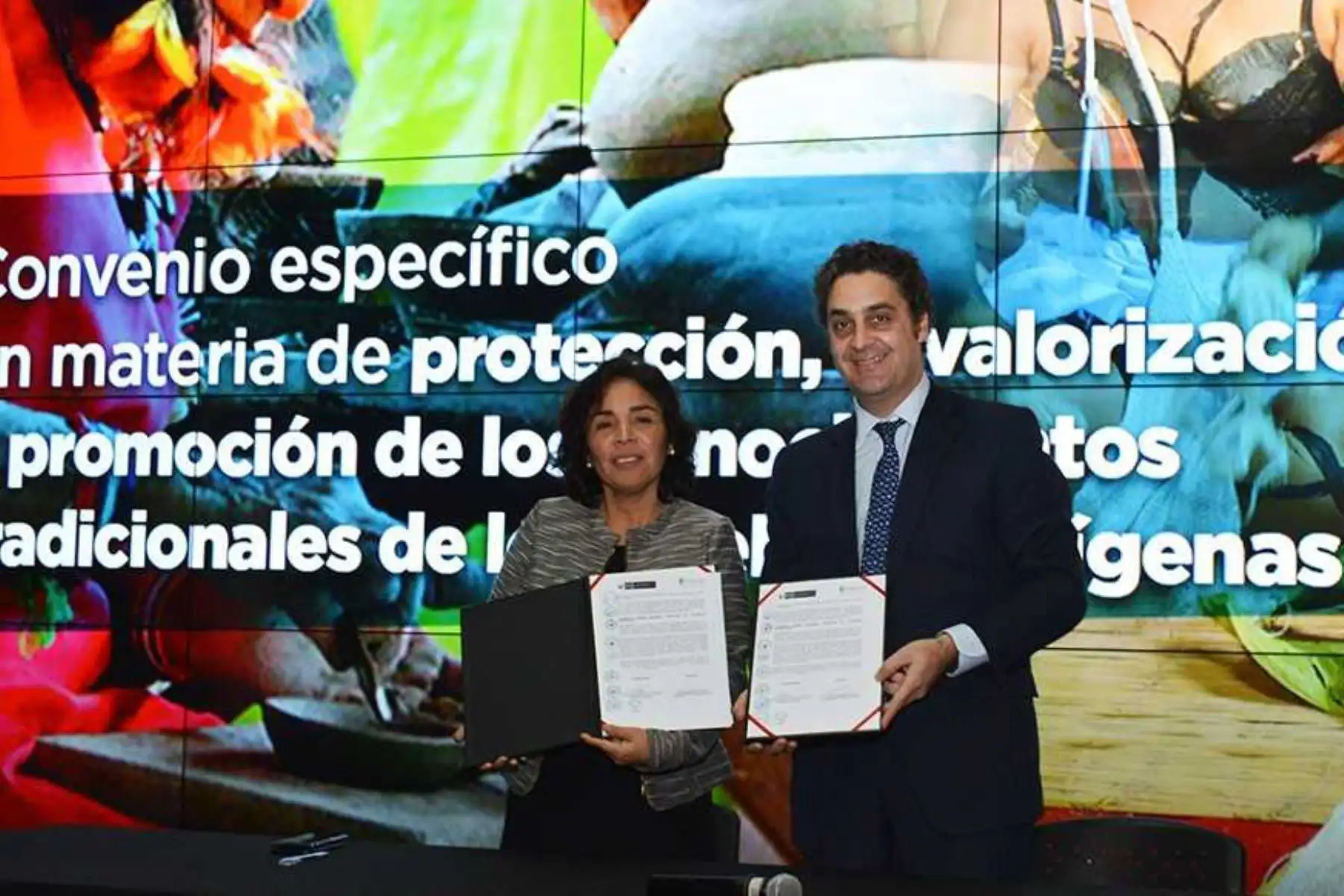 El Instituto Nacional de Defensa de la Competencia y de la Protección de la Propiedad Intelectual (Indecopi) y el Ministerio de Cultura suscribieron dos importantes convenios de cooperación interinstitucional.