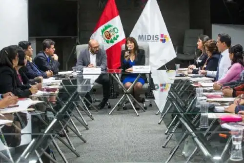 Los representantes del Ministerio de Desarrollo e Inclusión Social (Midis) en el interior del país son los principales articuladores de los programas sociales, para permitir que las familias en pobreza y pobreza extrema sientan un cambio en su vida, manifestó la ministra de Desarrollo e Inclusión Social, Liliana La Rosa al participar en el “Taller Nacional de Coordinadores de Equipos Territoriales”