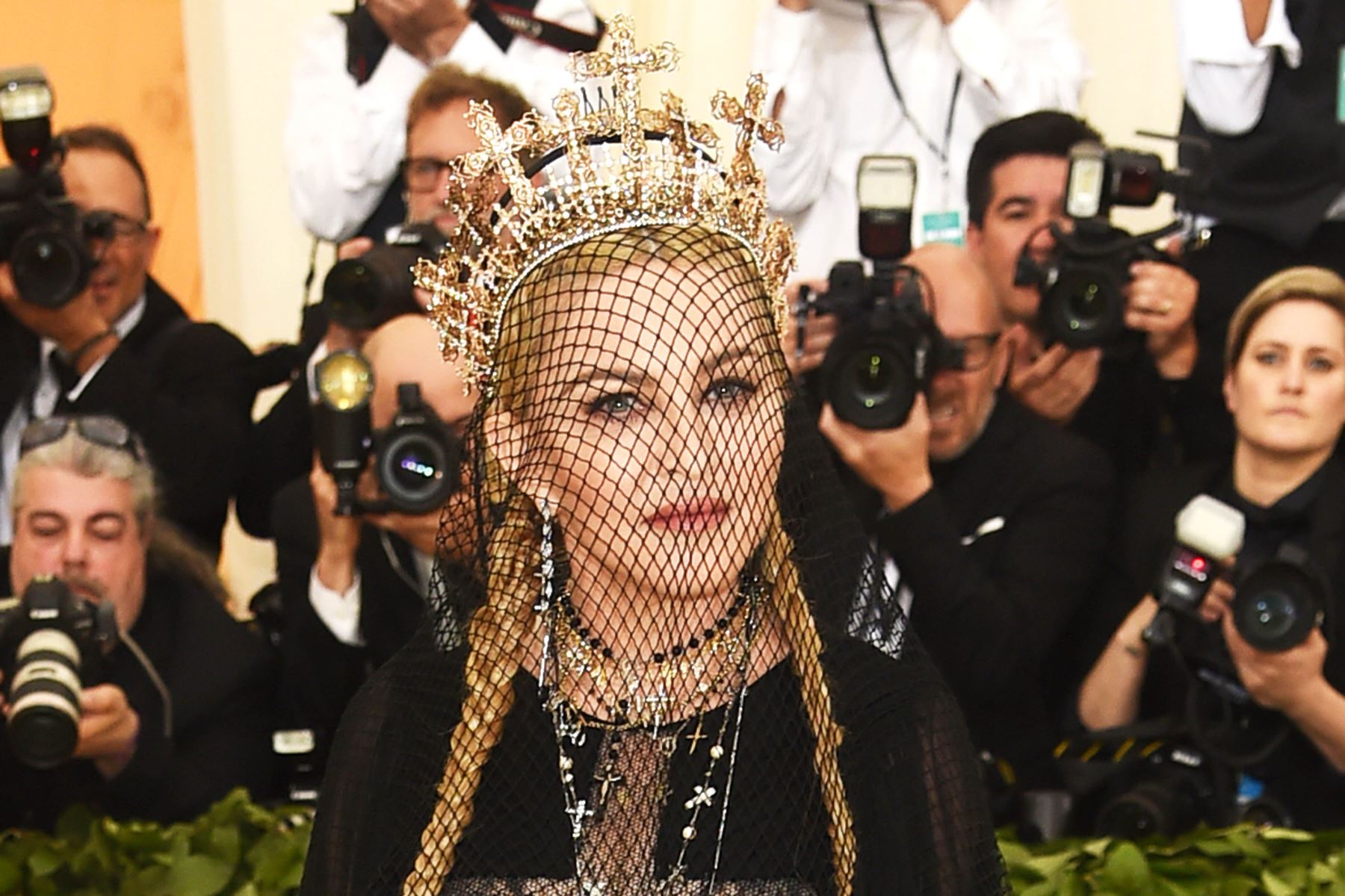 Madonna asiste a Heavenly Bodies: Fashion & The Catholic Imagination Costume Institute Gala en el Museo Metropolitano de Arte el 7 de mayo de 2018 en la ciudad de Nueva York. AFP