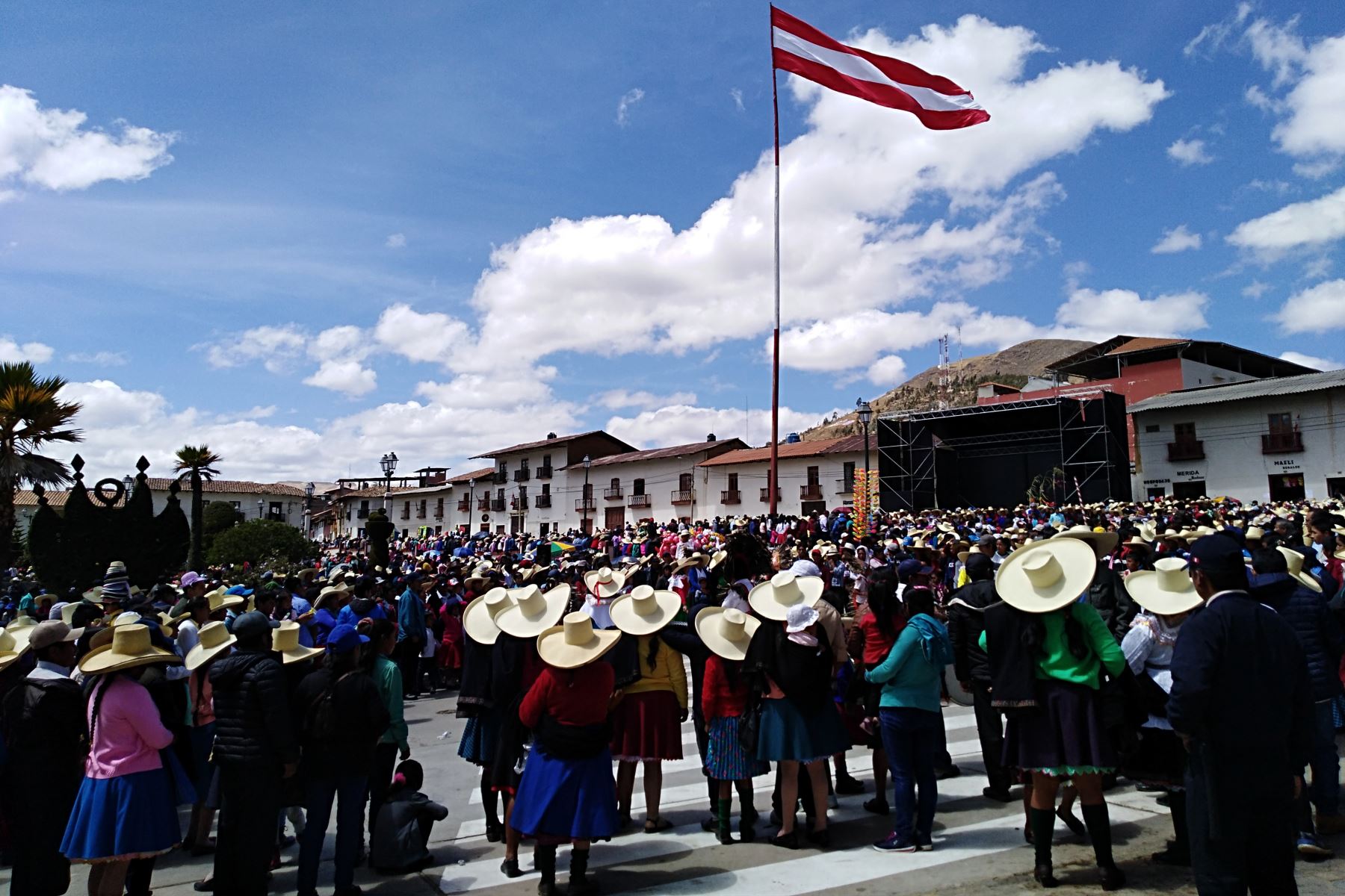 Huamachuco celebra con multitudinaria fiesta aniversario de fundación. ANDINA/Luis Puell