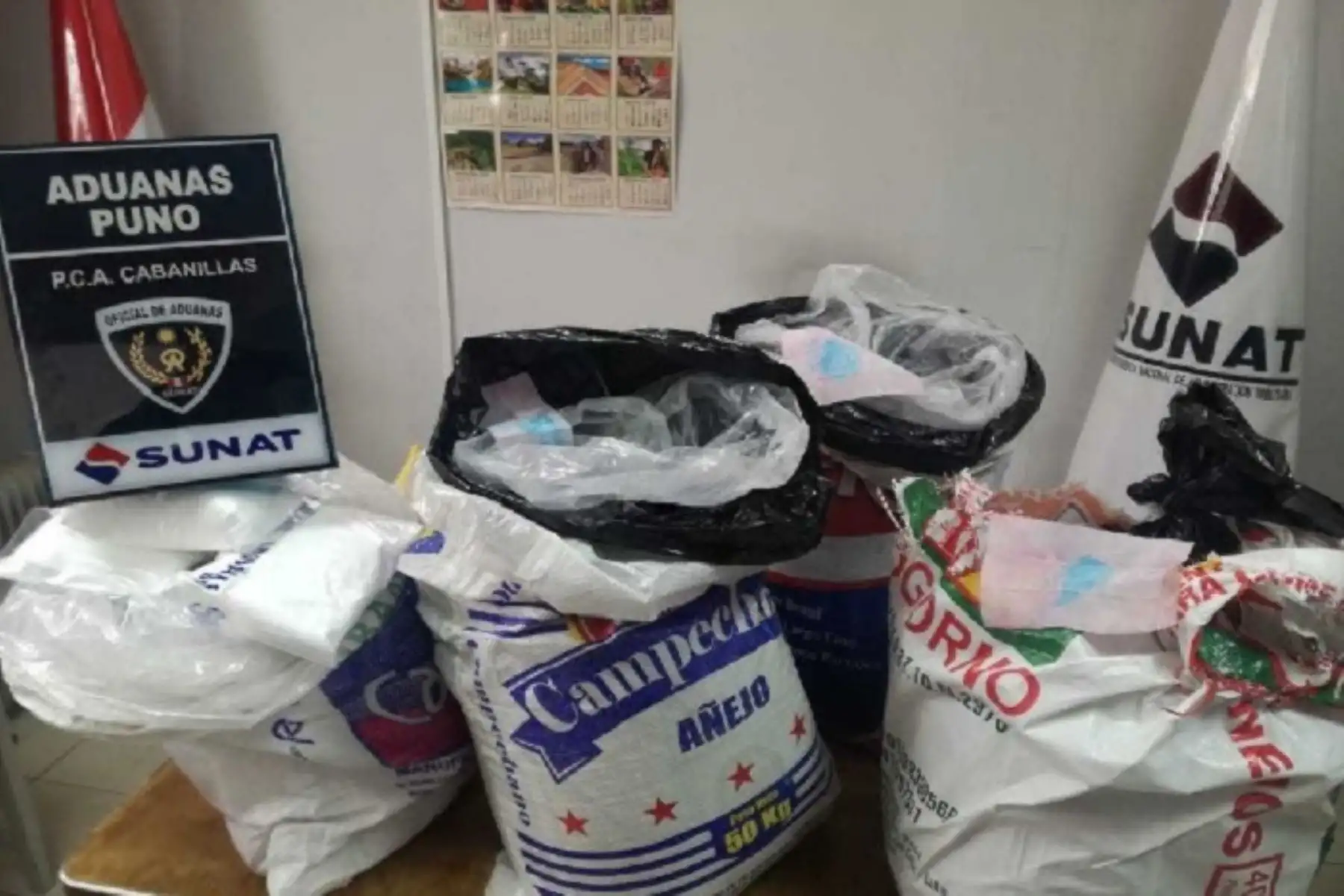 Sunat interviene en Puno más de 100 kilos de alcaloide de cocaína
