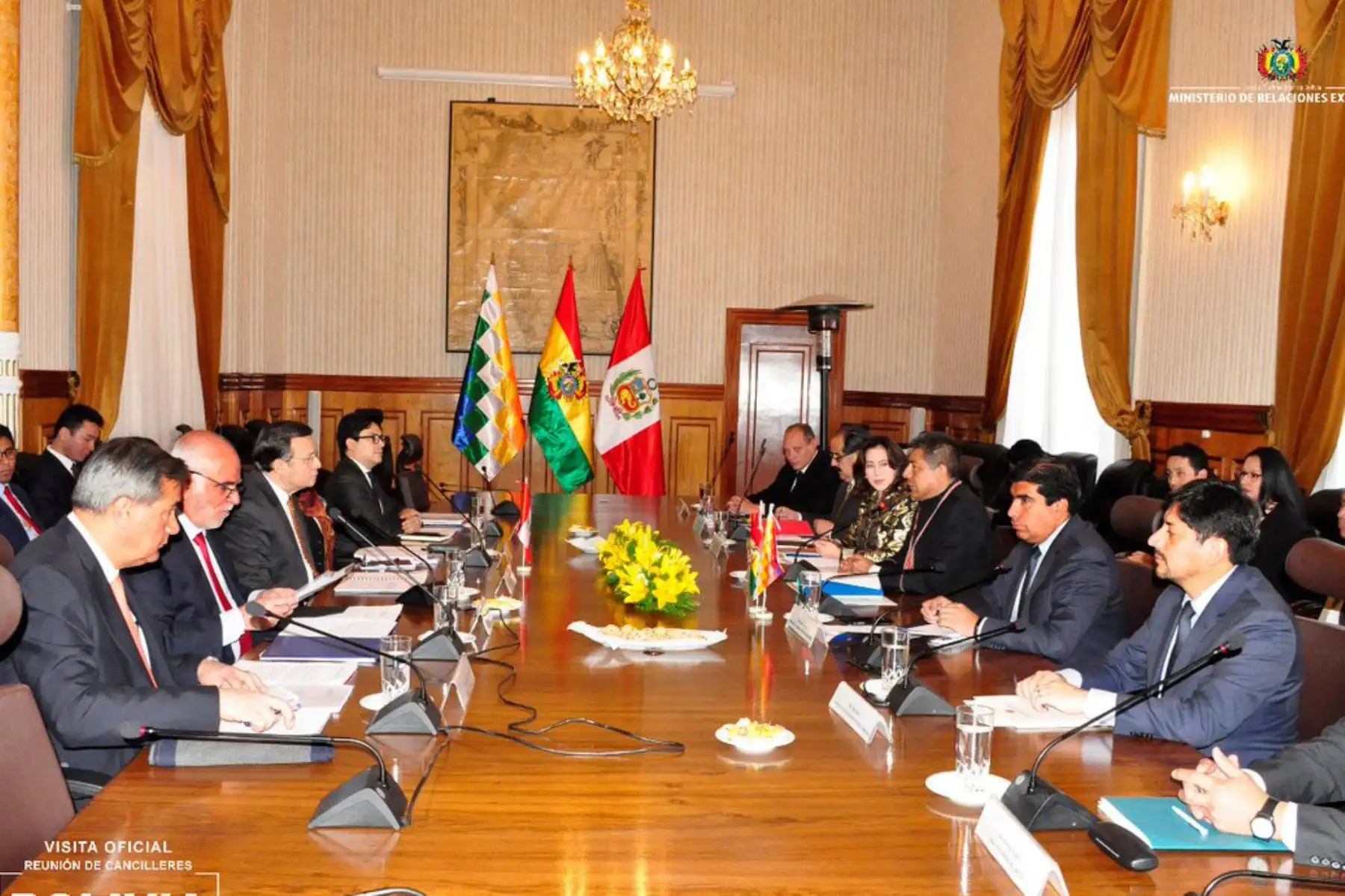 El Canciller peruano Néstor Popolizio sostiene una  reunión con el  Ministro de Relaciones Exteriores de Bolivia, Fernando Huanacuni , en el marco de su Visita Oficial al Estado Plurinacional de Bolivia.Foto: ANDINA/Cancillería Boliviana