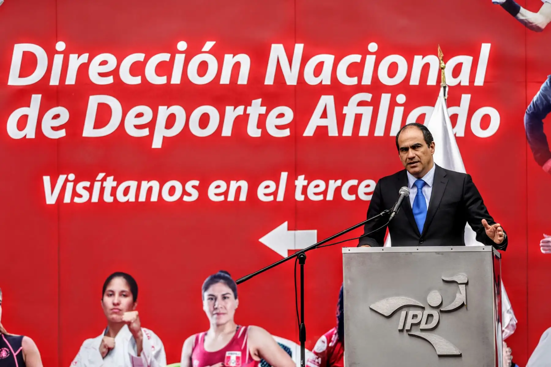 Entrega de los Laureles Deportivos a Alexandra Grande y a Jesús Altamirano en el Estadio Nacional de Lima. Foto: ANDINA/Luis Iparraguirre
