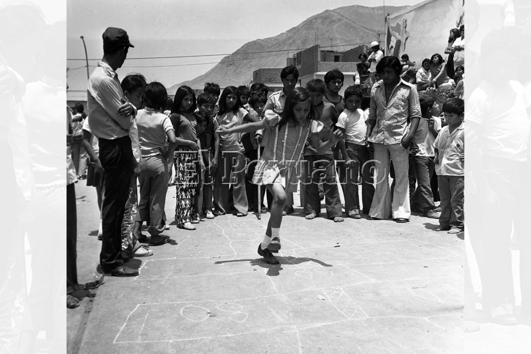 El "mundo" reunía multitudes (1975). Foto:Archivo Histórico El Peruano