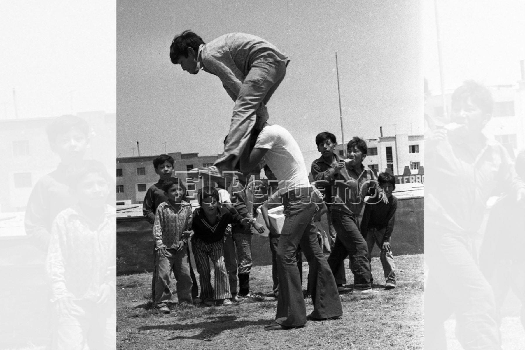 Un salto alto de lingo (1974).
Foto:Archivo Histórico El Peruano