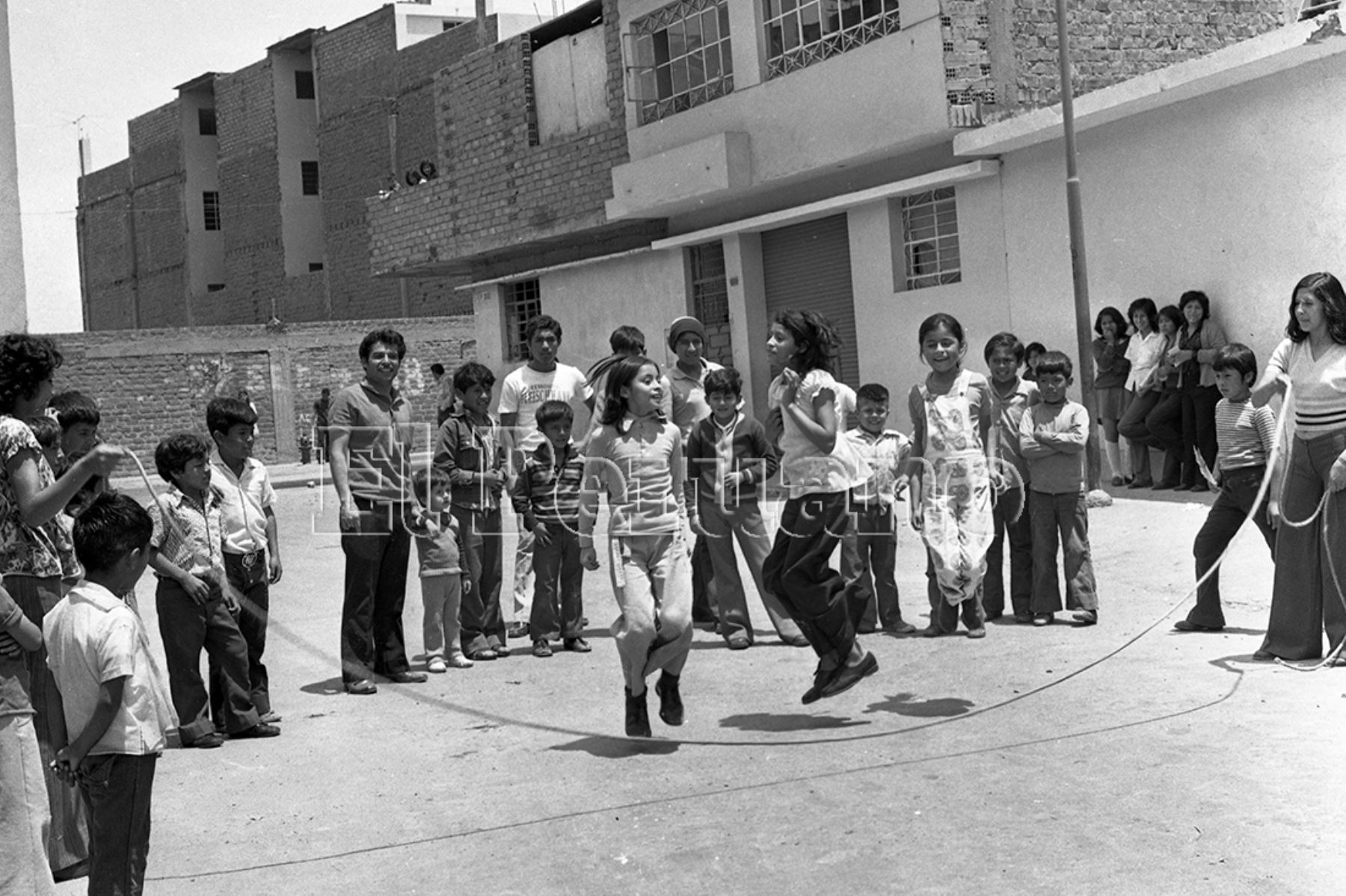 Salta soga (1974). Foto:Archivo Histórico El Peruano