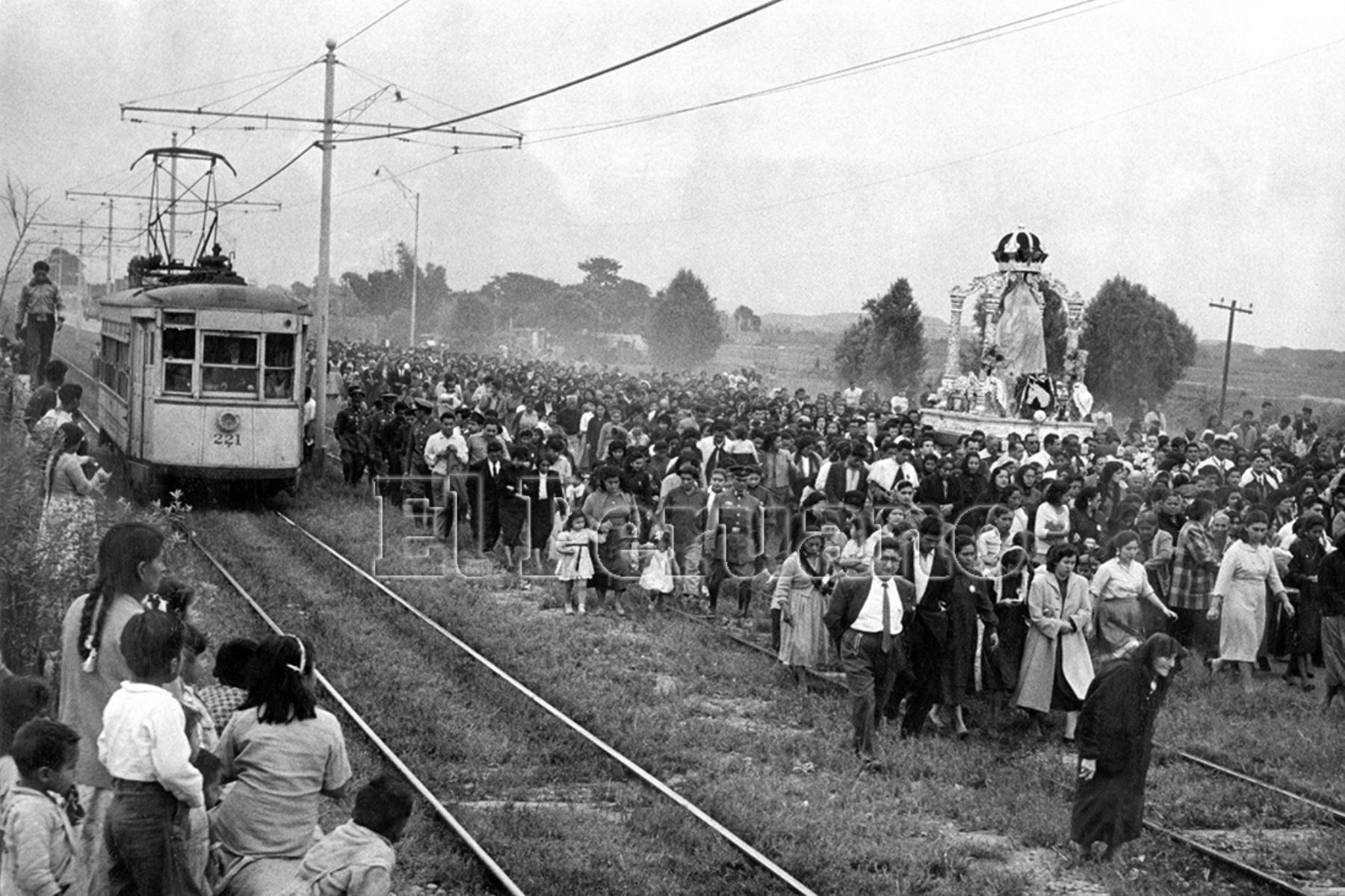Callao - 16 julio 1958 / Procesión de la Virgen del Carmen de la Legua. Foto:Archivo El Peruano