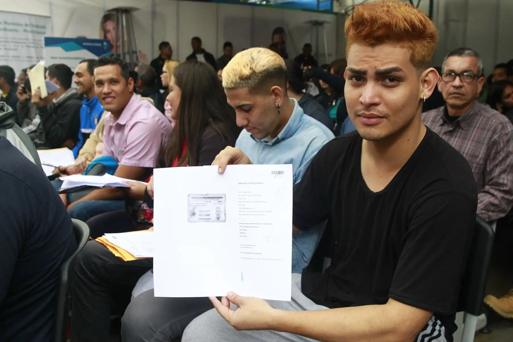 Ciudadanos venezolanos realizan trámites en las oficinas de Migraciones para regularizar el (PPT) Permiso Temporal de permanencia. Foto: ANDINA/Eddy Ramos
