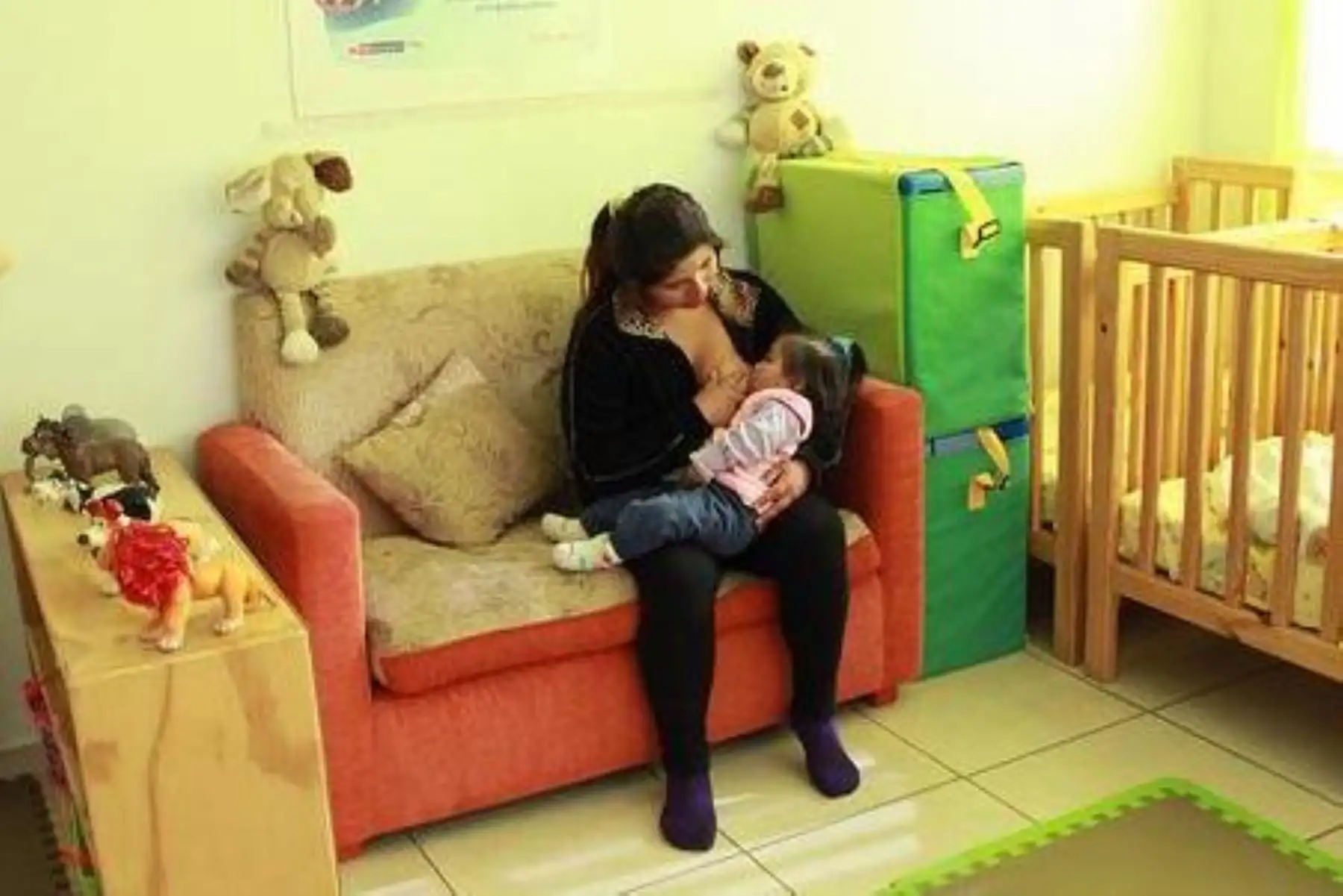 Implementan más de 2 mil espacios de lactancia materna en locales de Cuna Más. Foto: ANDINA/Difusión.