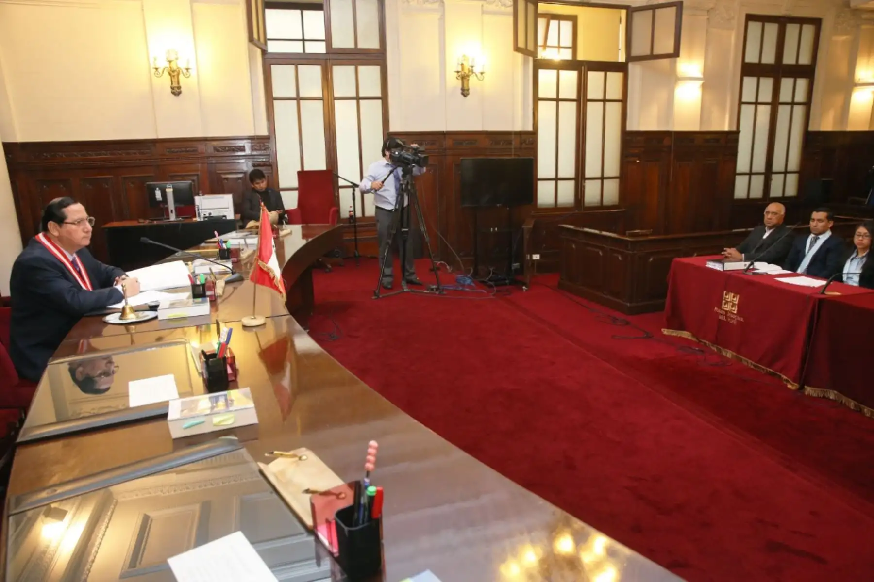 Juzgado Supremo de Investigación Preparatoria, a cargo del magistrado Hugo Núñez Julca, inicia audiencia de prisión preventiva contra juez Juan Emilio Gonzáles Chávez por el presunto delito de cohecho pasivo específico en agravio del Estado. Foto: ANDINA/Poder Judicial