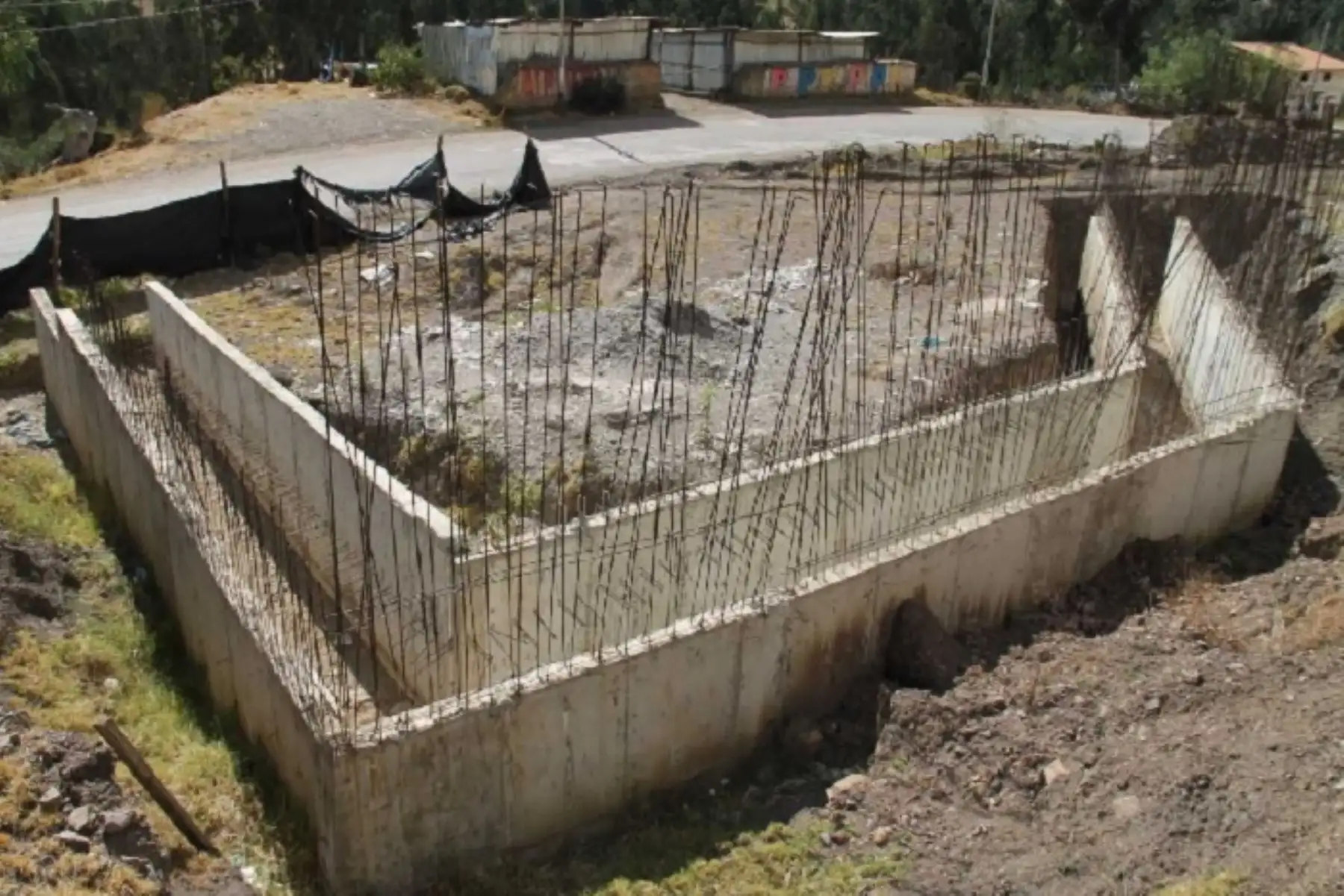 Un perjuicio económico de S/ 2´967,162.97 determinó la Contraloría General de la República, en la obra de construcción de un complejo deportivo en la localidad de San Marcos, provincia de Huari, región Áncash.