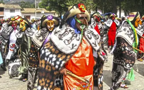 La Huaconada de Mito, danza emblemática de la región Junín, es una de las celebraciones jubilares con las que empezará el calendario festivo 2020 en el Perú. ANDINA/archivo