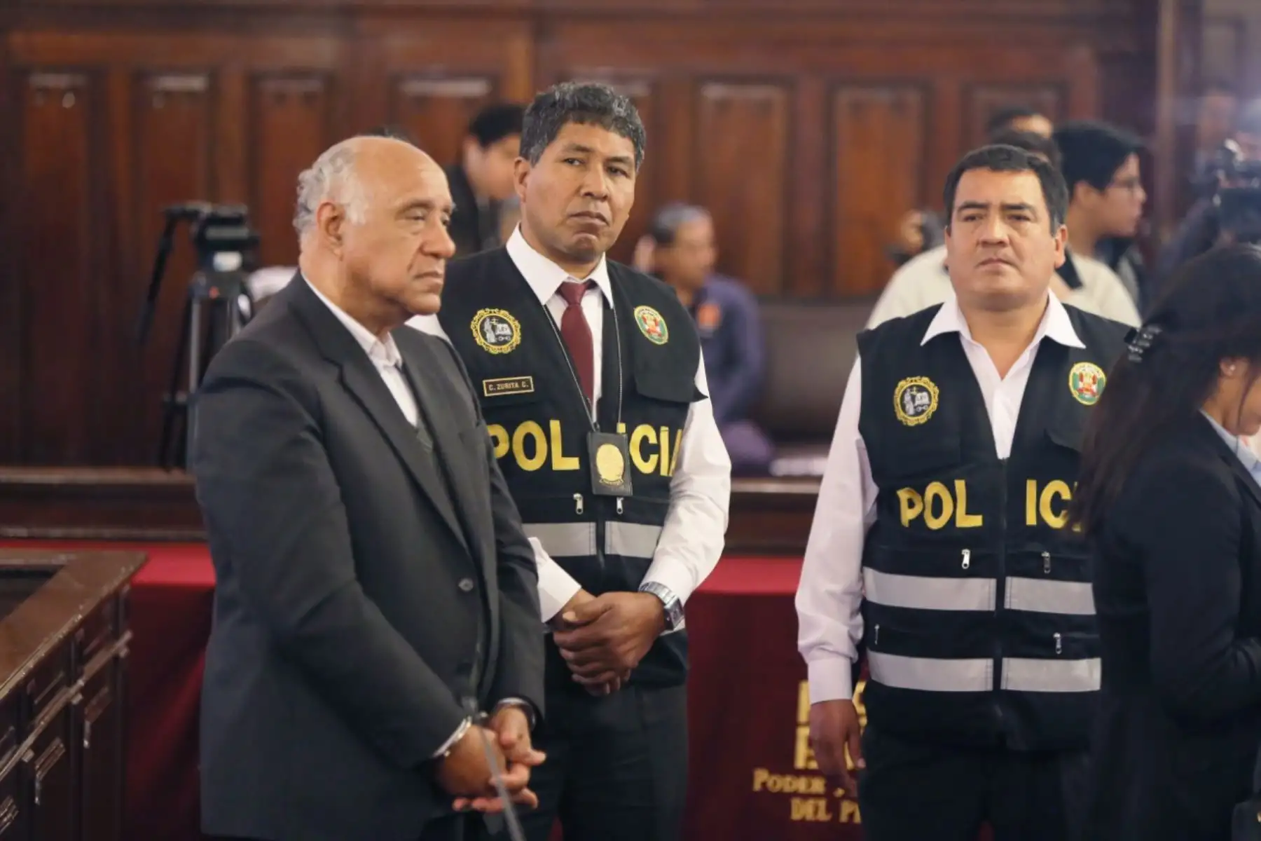 Juzgado Supremo de Investigación Preparatoria, a cargo del magistrado Hugo Núñez Julca, inicia audiencia de prisión preventiva contra juez Juan Emilio Gonzáles Chávez por el presunto delito de cohecho pasivo específico en agravio del Estado. Foto: ANDINA/Poder Judicial