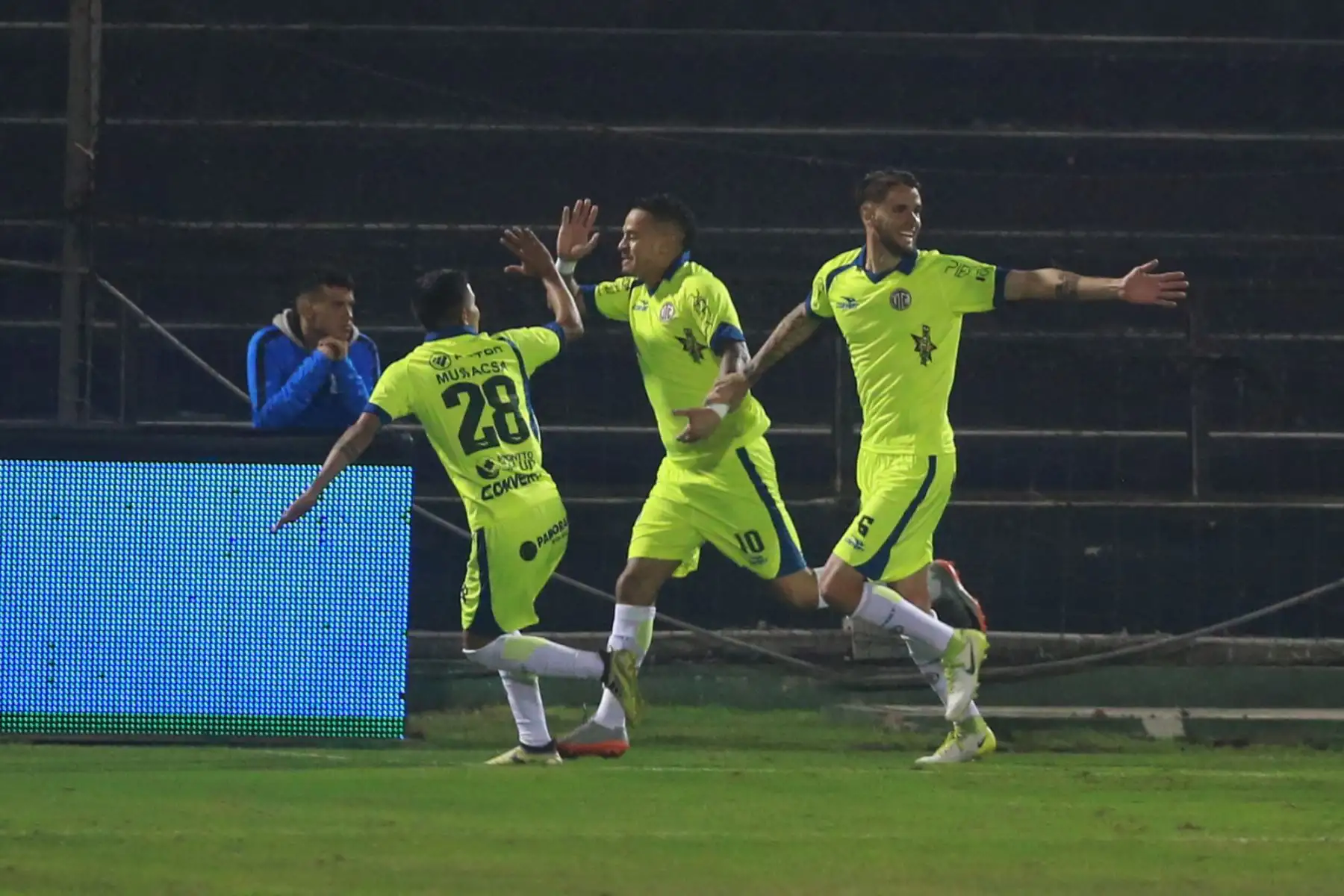Alianza Lima perdió 1 a 0 frente al UTC de Cajamarca , en el estadio Alejandro Villanueva. Foto:ANDINA/Jhomy Laurente