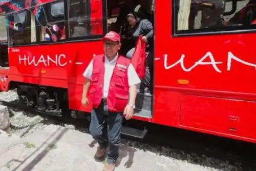 El ministro de Transportes y Comunicaciones Edmer Trujillo estimó que para el primer trimestre del 2019  se entregará la buena pro del proyecto de concesión “Rehabilitación Integral del Ferrocarril Huancayo-Huancavelica”, que demandará una inversión de 280 millones de soles.