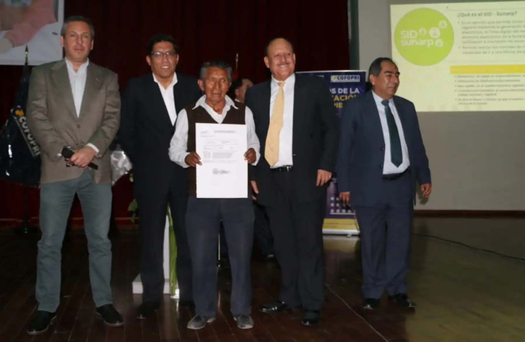El superintendente nacional de los Registros Públicos, Manuel Montes Boza, reafirmó el compromiso de la Sunarp por acercar los servicios registrales a la ciudadanía y mejorar los procedimientos internos para garantizar la seguridad jurídica de los usuarios.