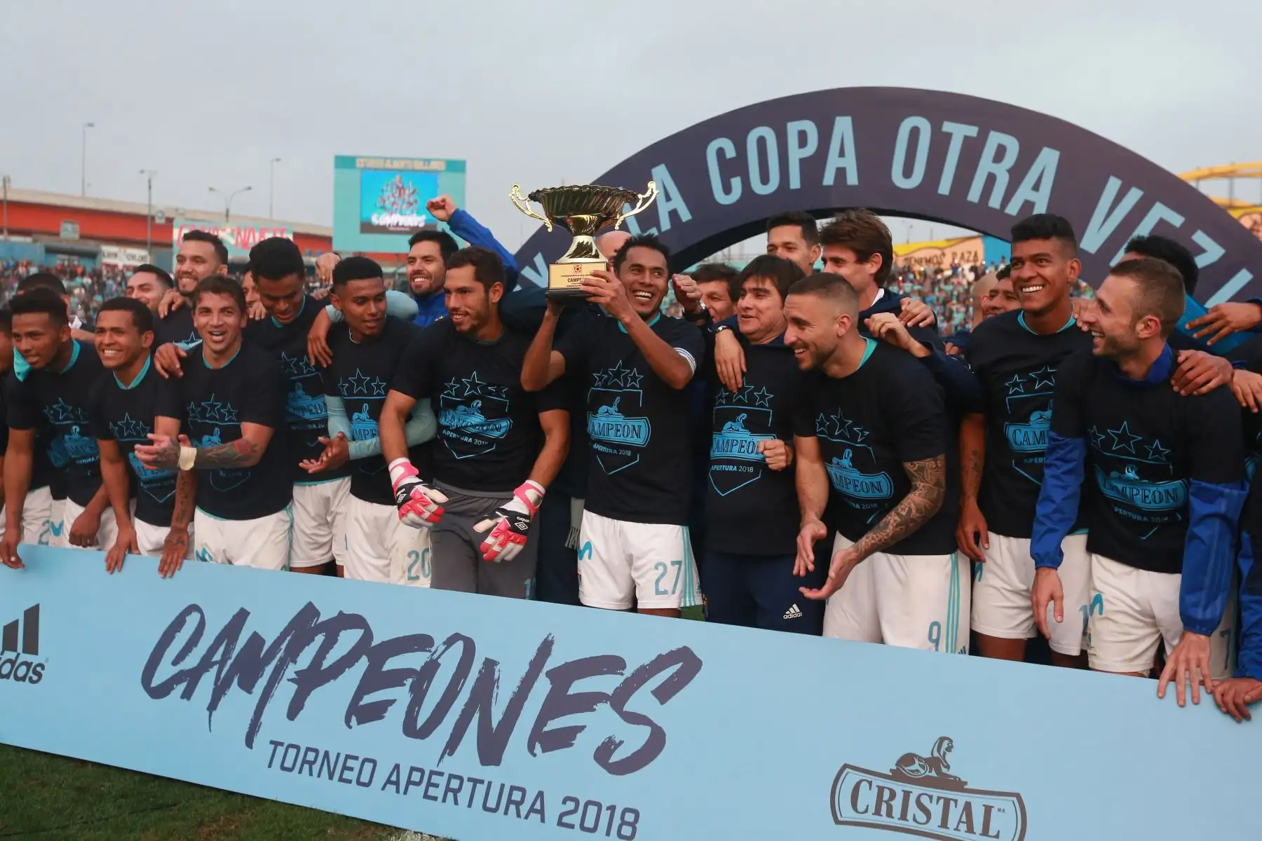 Cristal sacó lustre a su título de campeón al vencer 2-1 a Sport Rosario. Foto: ANDINA/Vidal Tarqui