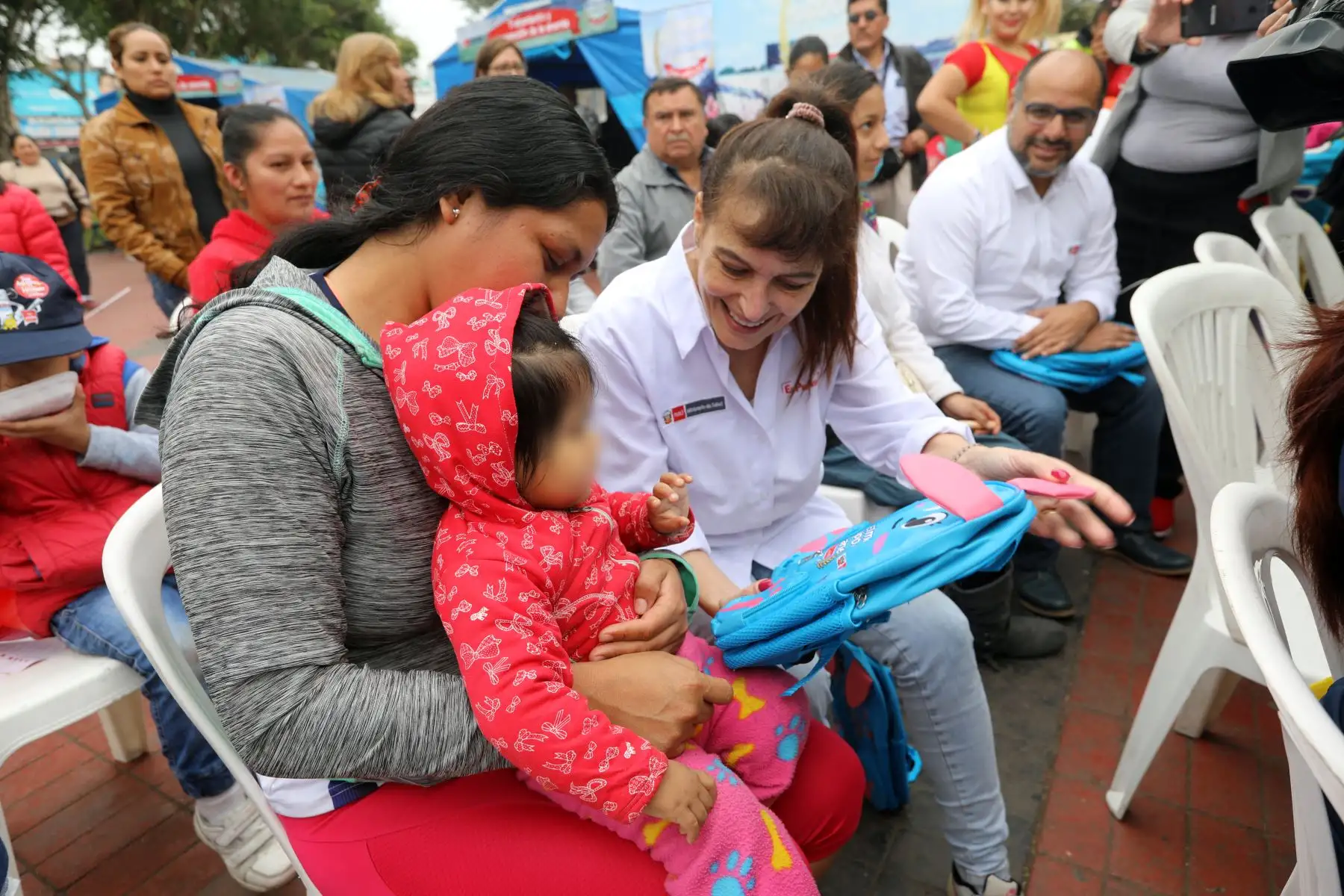 Ministra de Salud Silvia Pessah y Ministro de Educación, Daniel Alfaro, participaró en las actividades de la Cuarta Jornada Contra la Anemia.Foto: ANDINA/Norman Córdova