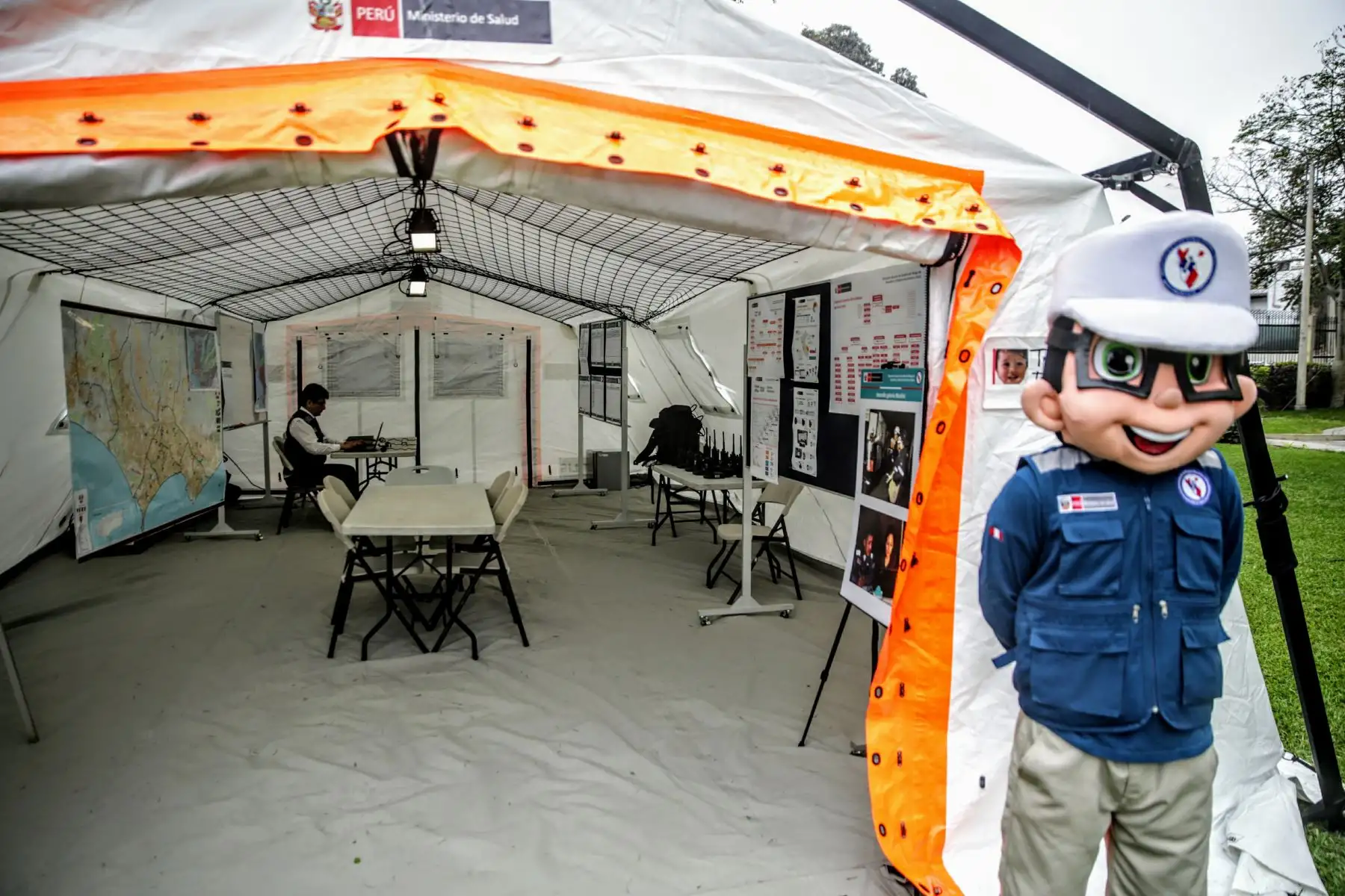 El Ministerio de Salud realiza una exhibición del Museo de Sitio por el Día de la Defensa Nacional, desde el lunes 27 al miércoles 29 del presente. Foto: ANDINA/Luis Iparraguirre.